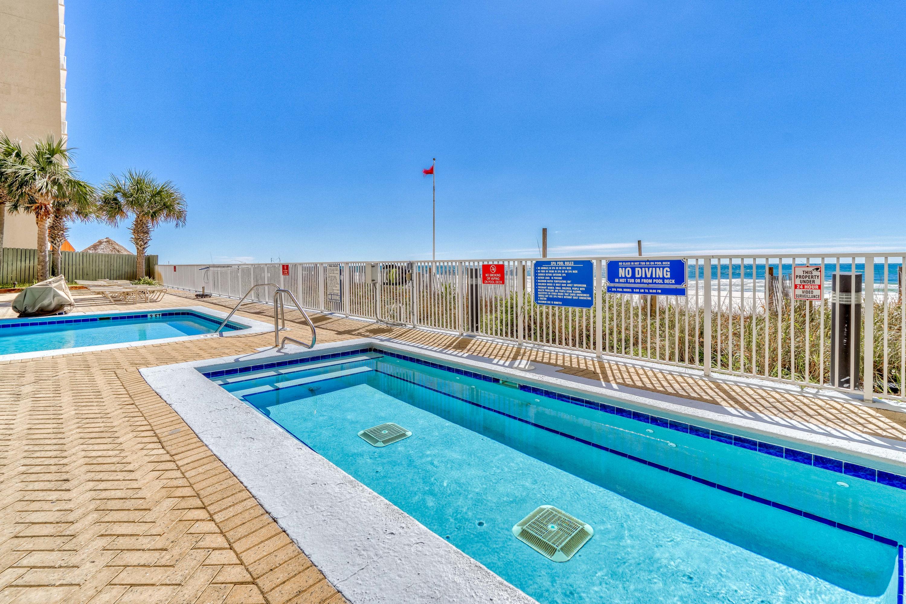 EMERALD ISLE - Residential