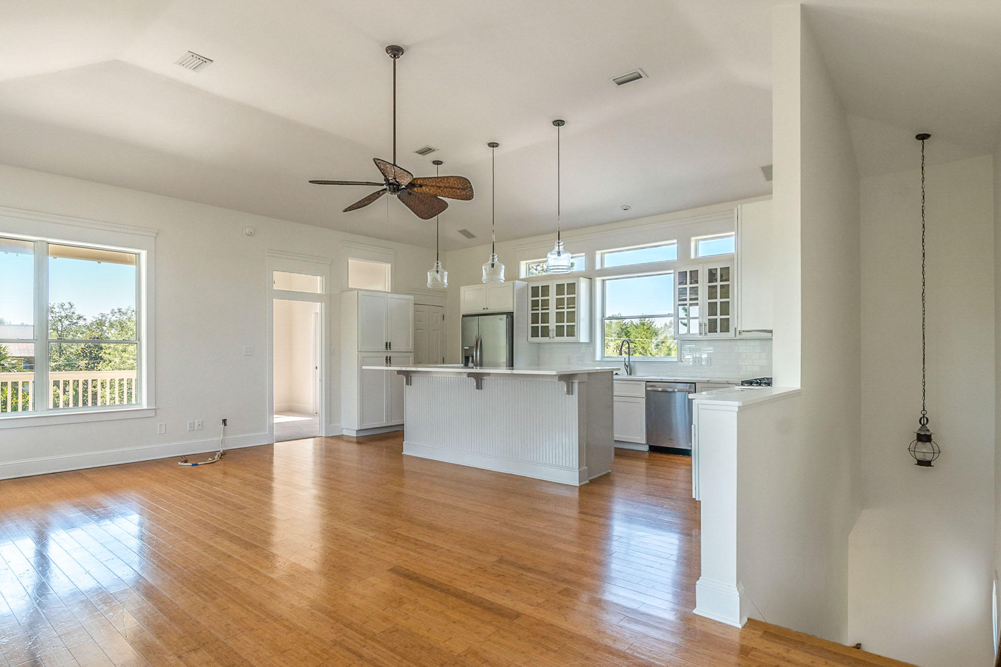 BEACH VIEW HEIGHTS UNREC - Residential