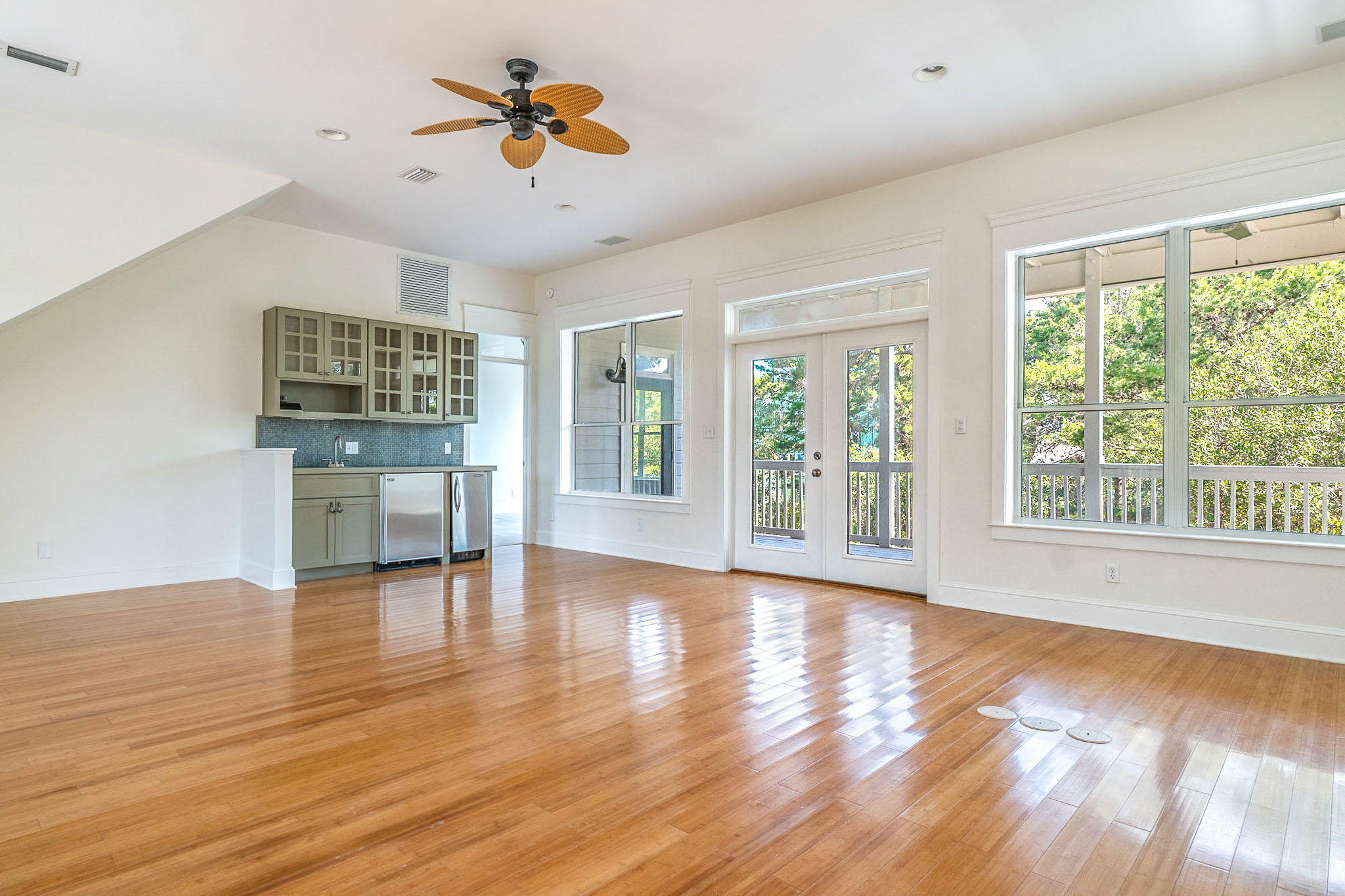 BEACH VIEW HEIGHTS UNREC - Residential