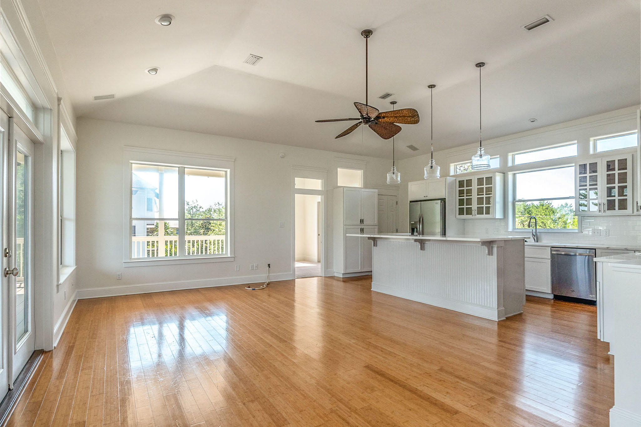 BEACH VIEW HEIGHTS UNREC - Residential