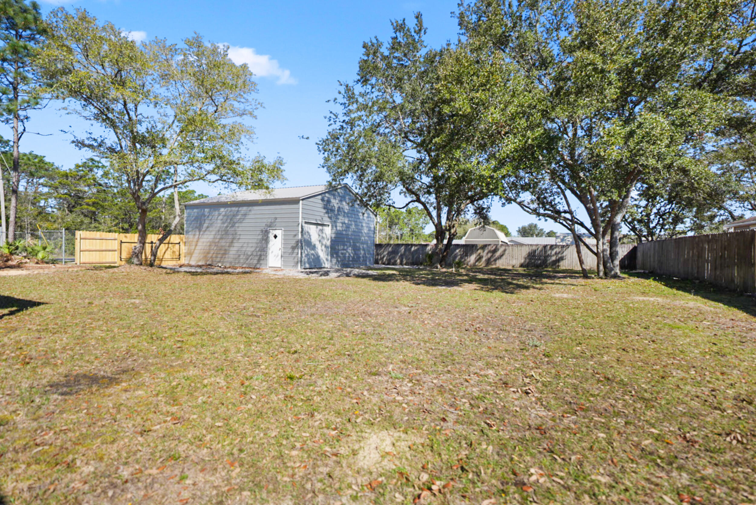 NAVARRE FIRST ADD - Residential