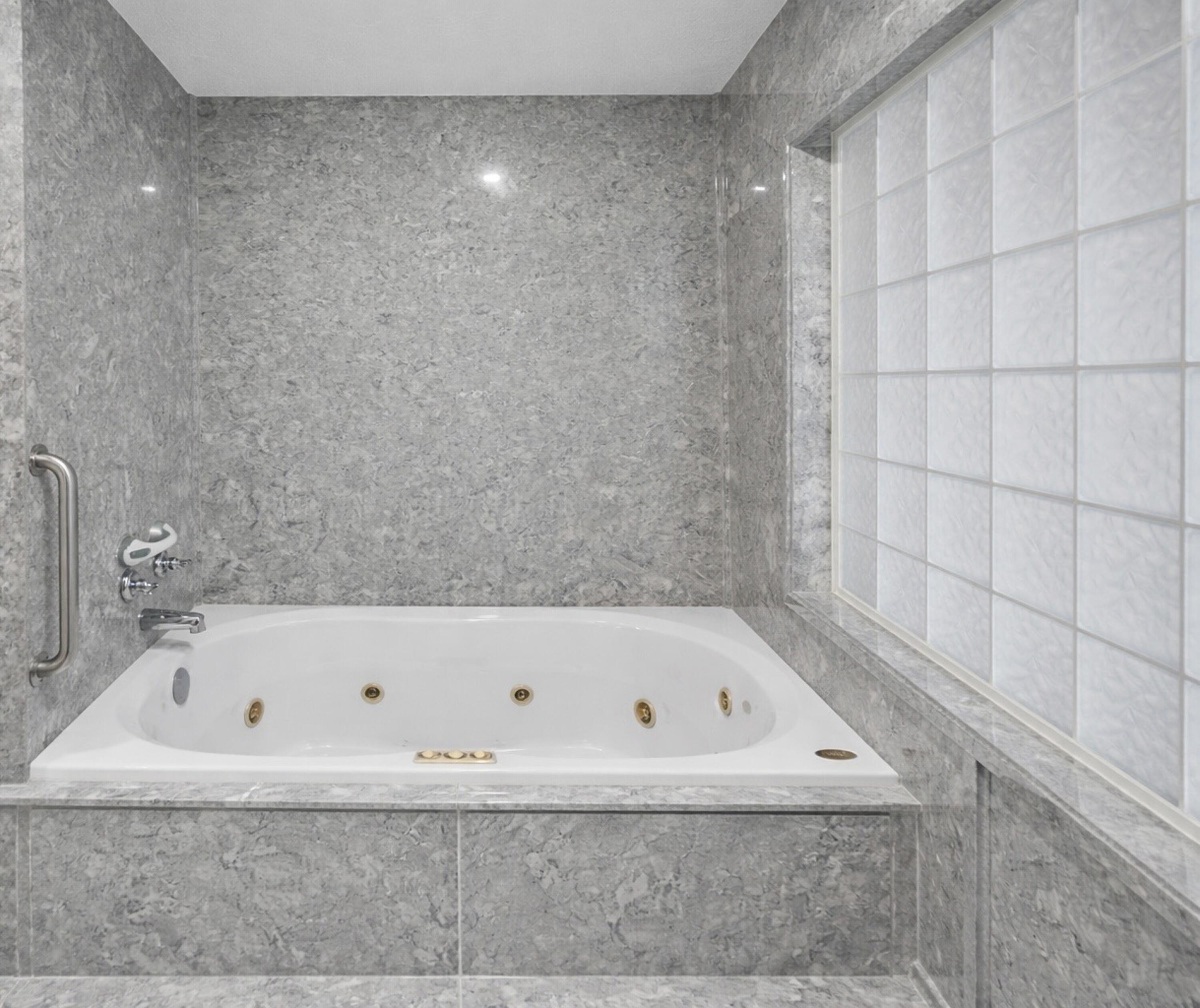 NAVARRE FIRST ADD - Residential