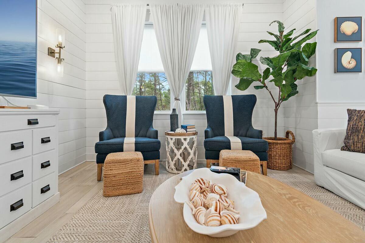 PROMINENCE - Residential