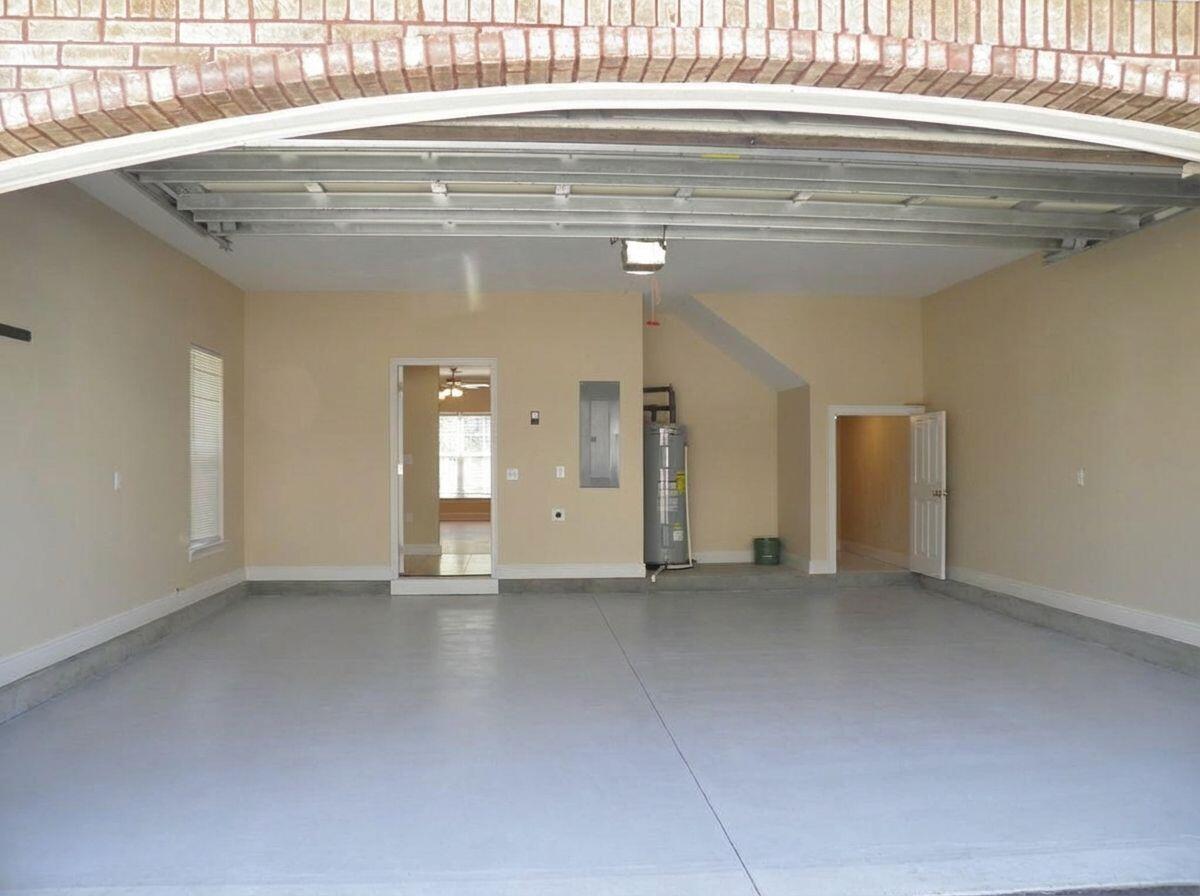 WALTON OAKS - Residential