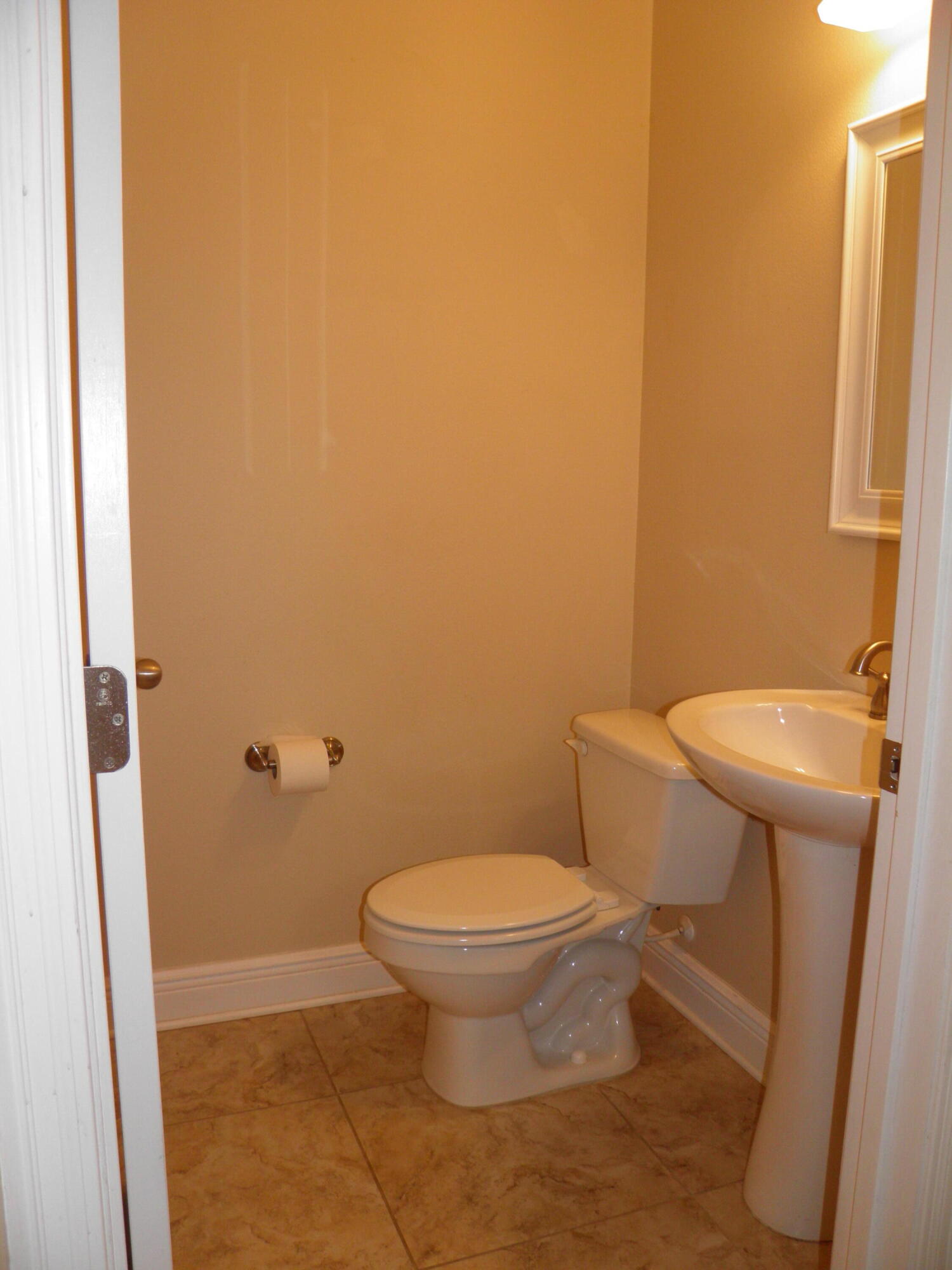 WALTON OAKS - Residential