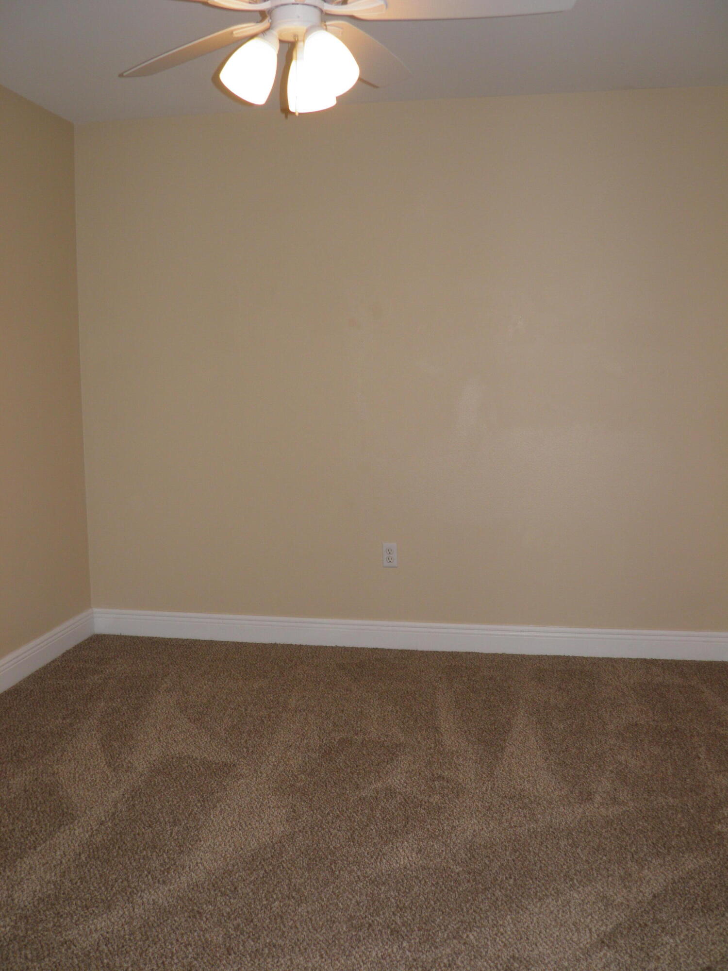 WALTON OAKS - Residential