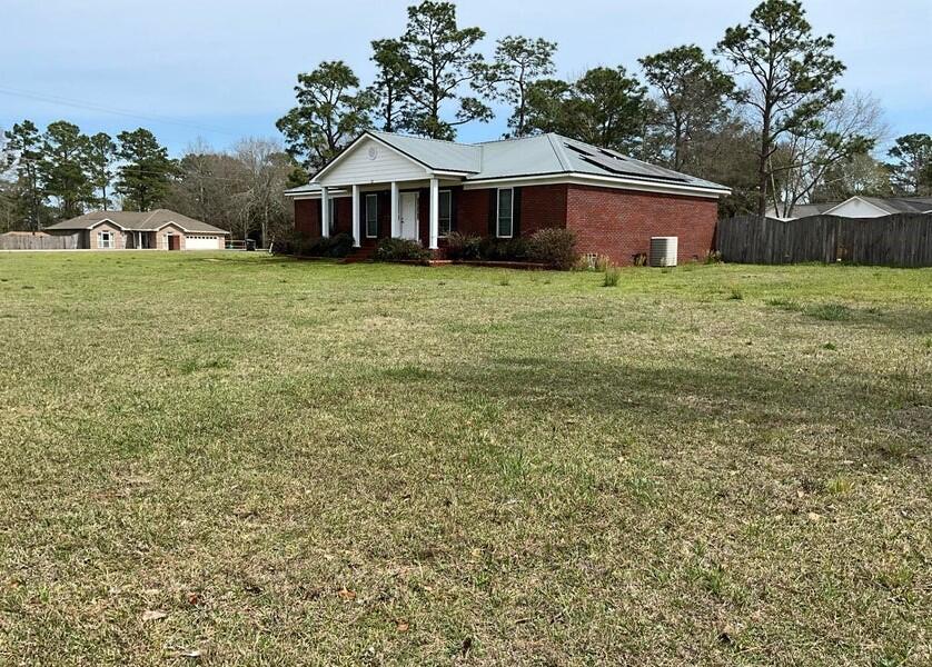 TEN LAKE ESTATES UNIT 1 - Residential