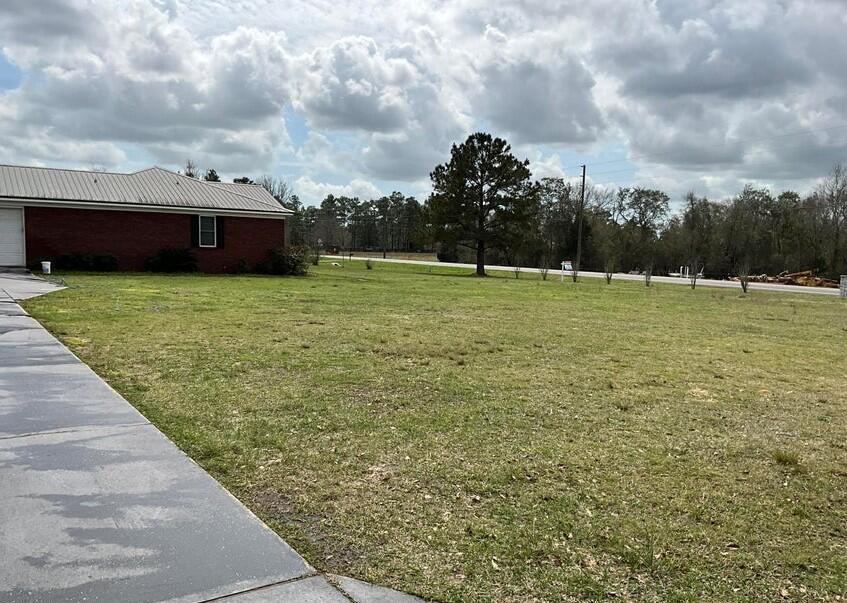 TEN LAKE ESTATES UNIT 1 - Residential