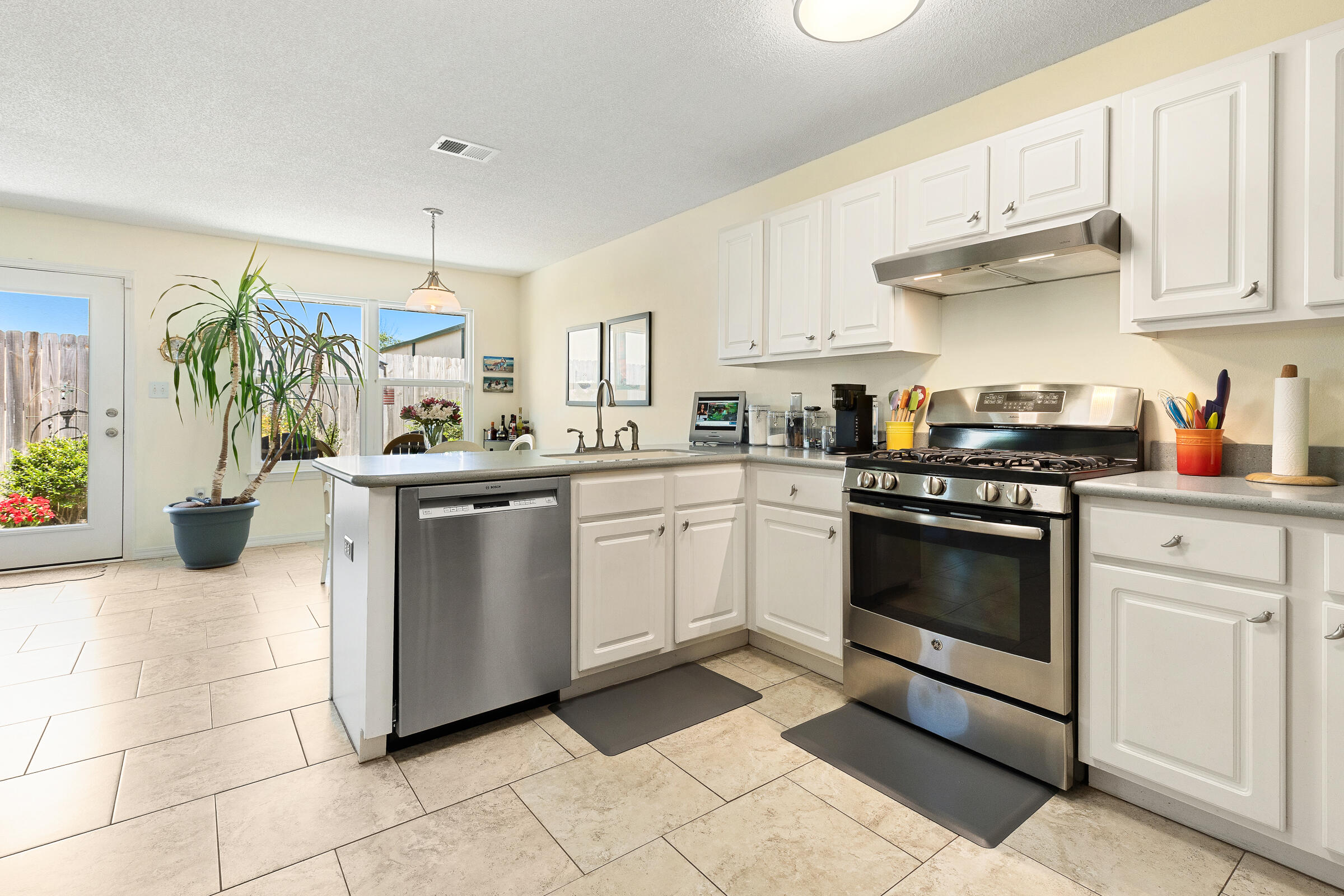 SUNSAIL S/D - Residential