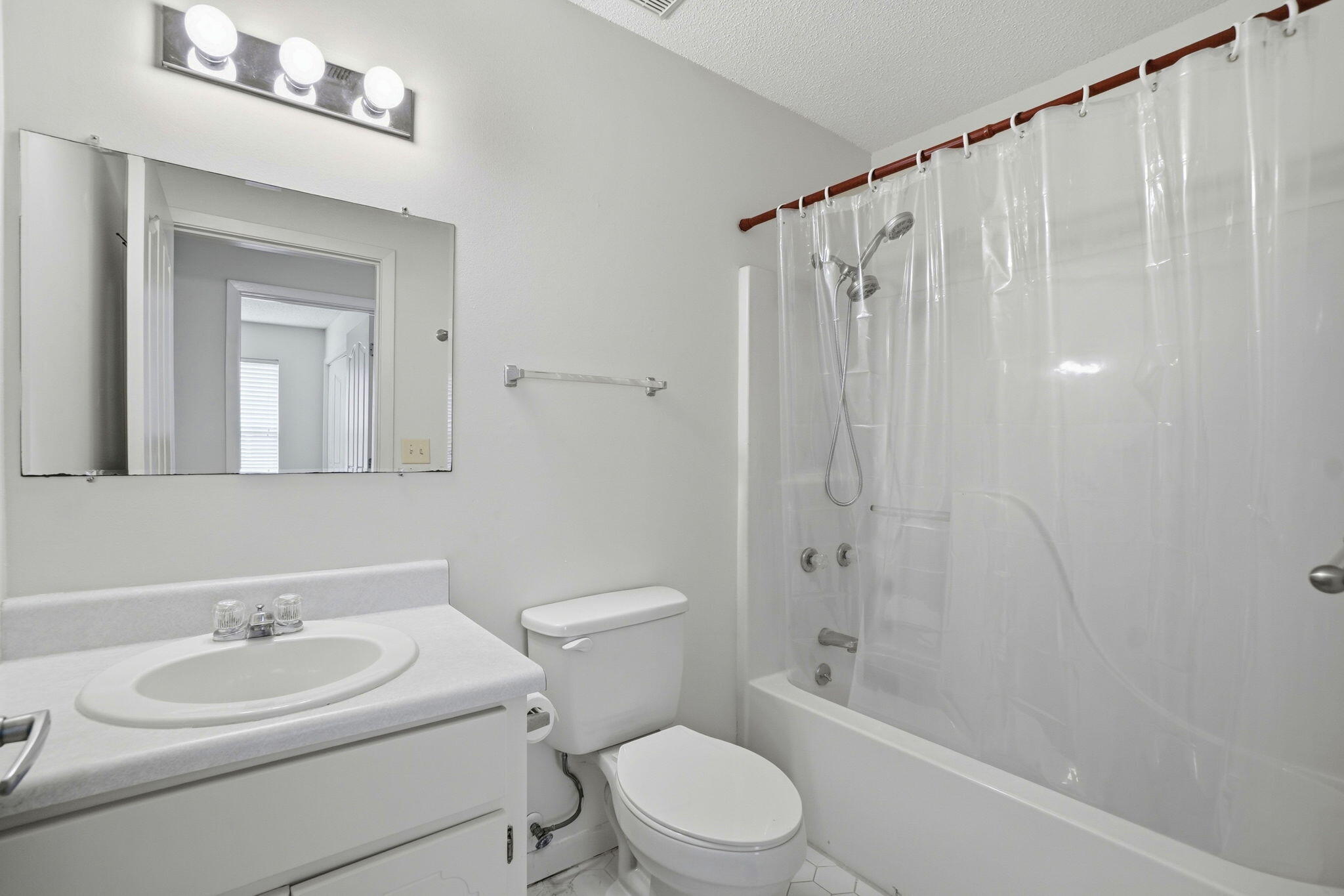 LAKE JUNIPER ESTATES UNIT 3 - Residential