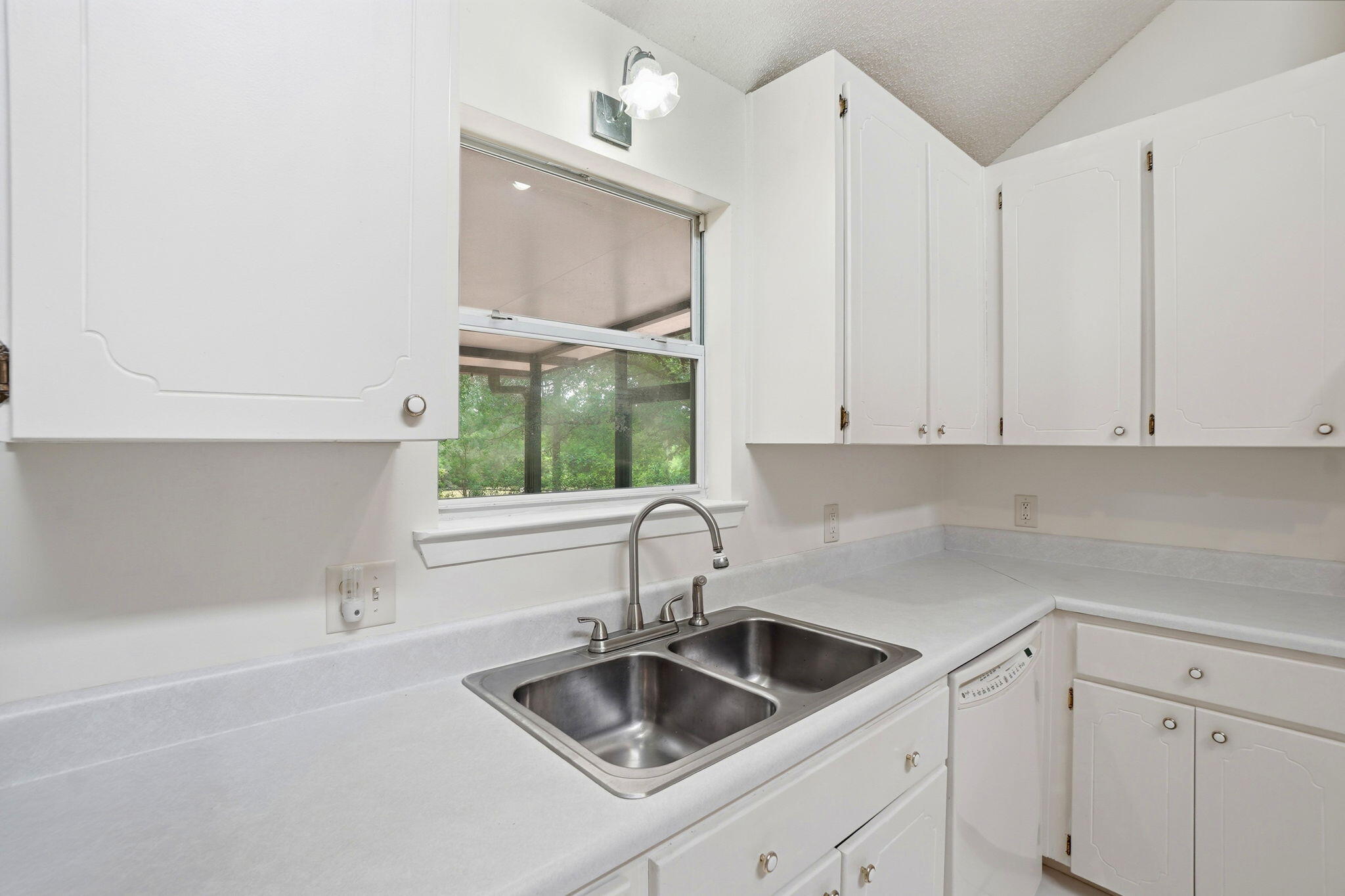 LAKE JUNIPER ESTATES UNIT 3 - Residential