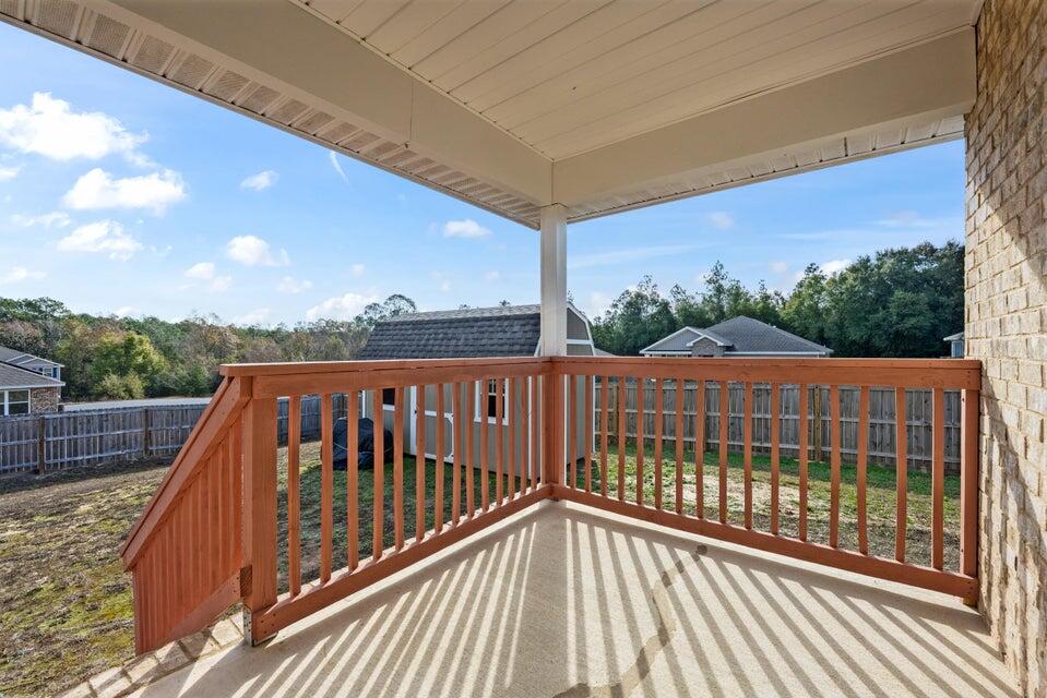 LAKERIDGE EST - Residential Lease