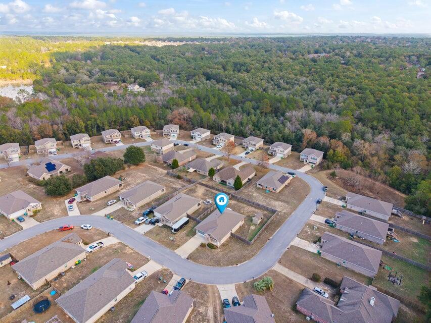 LAKERIDGE EST - Residential Lease