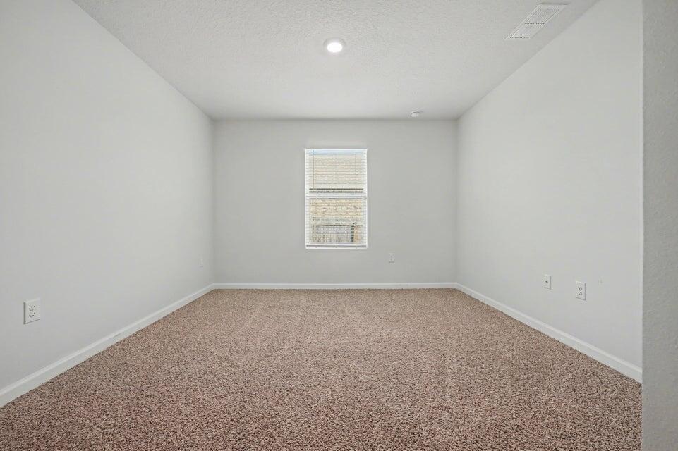 LAKERIDGE EST - Residential Lease