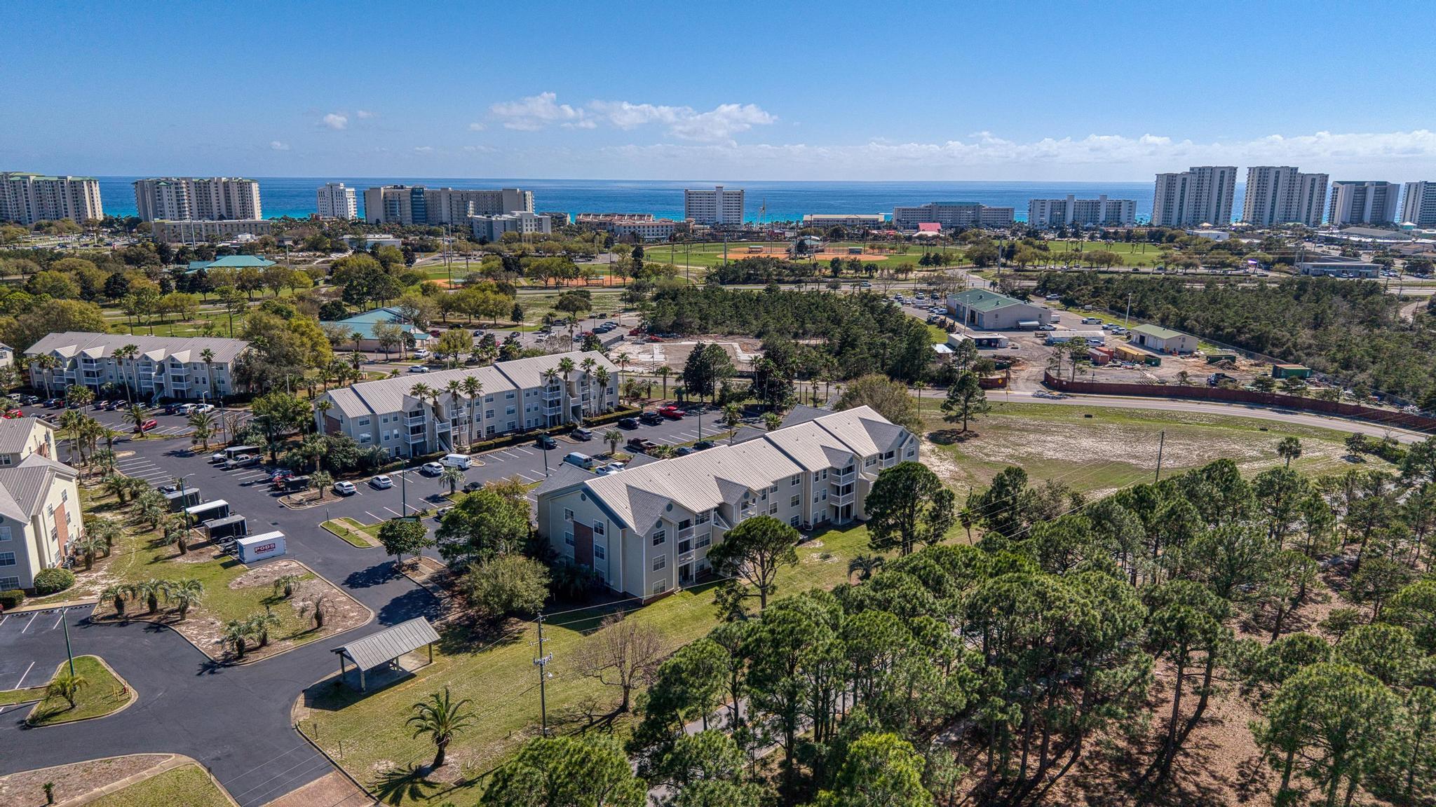 INDIAN LAKE - Residential