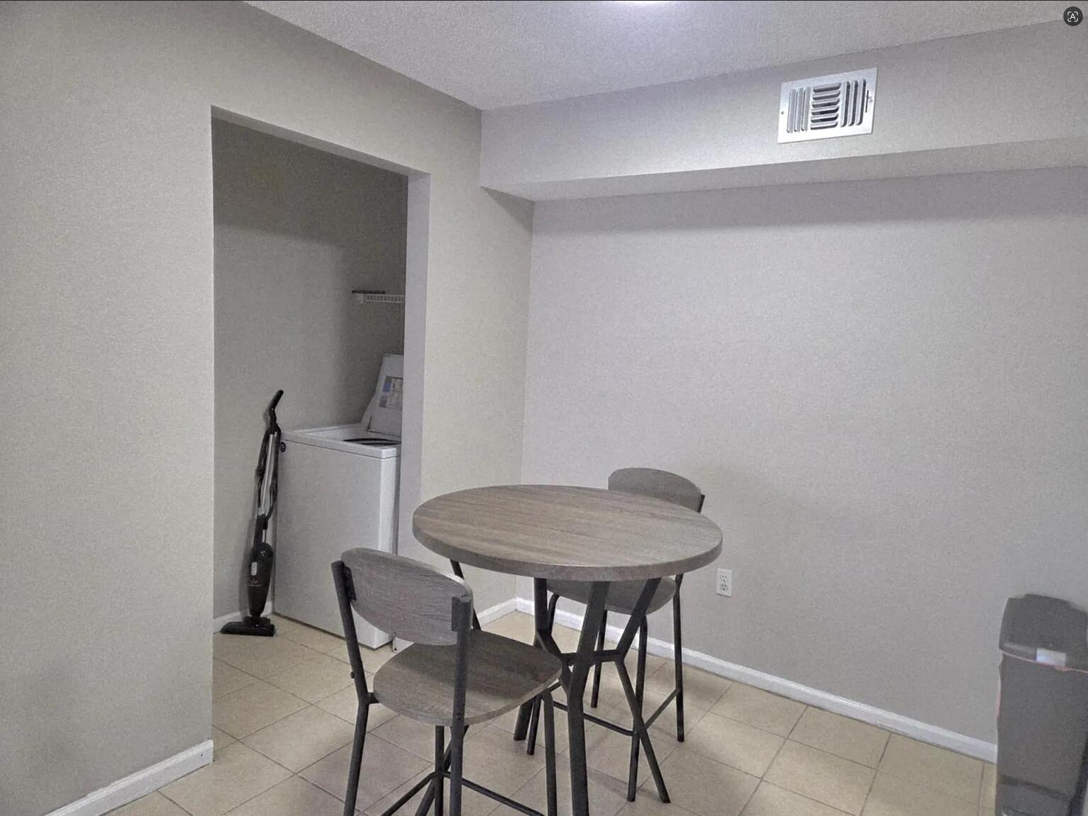 INDIAN LAKE - Residential