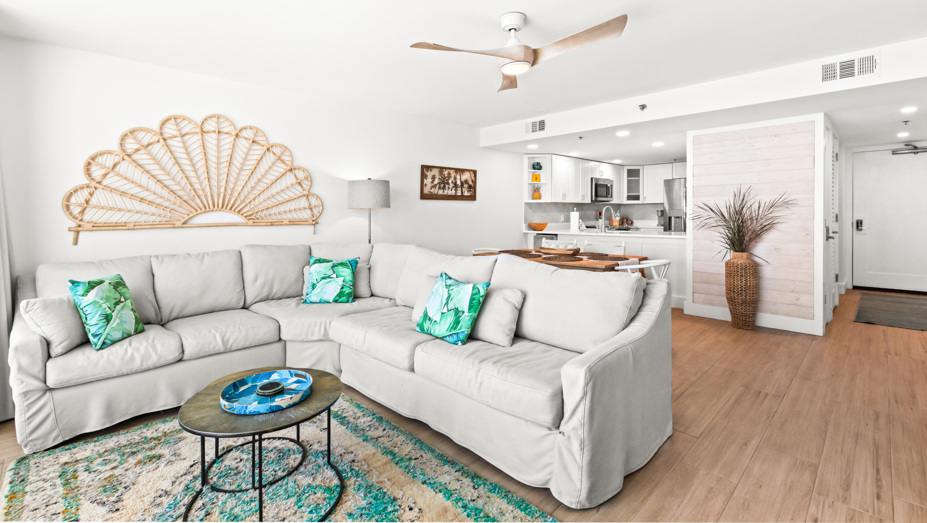 ONE SEAGROVE PLACE CONDOMINIUM - Residential