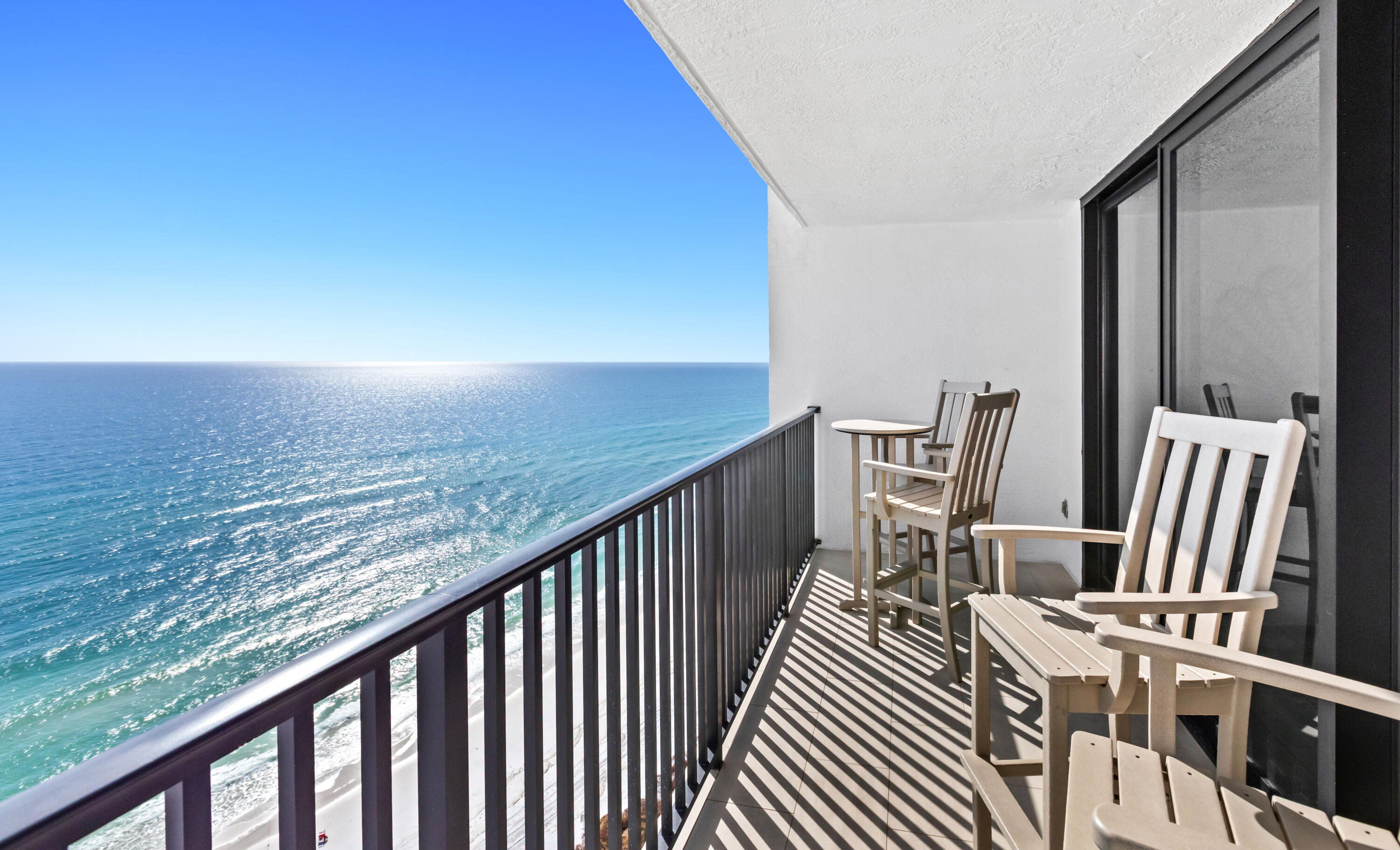 ONE SEAGROVE PLACE CONDOMINIUM - Residential