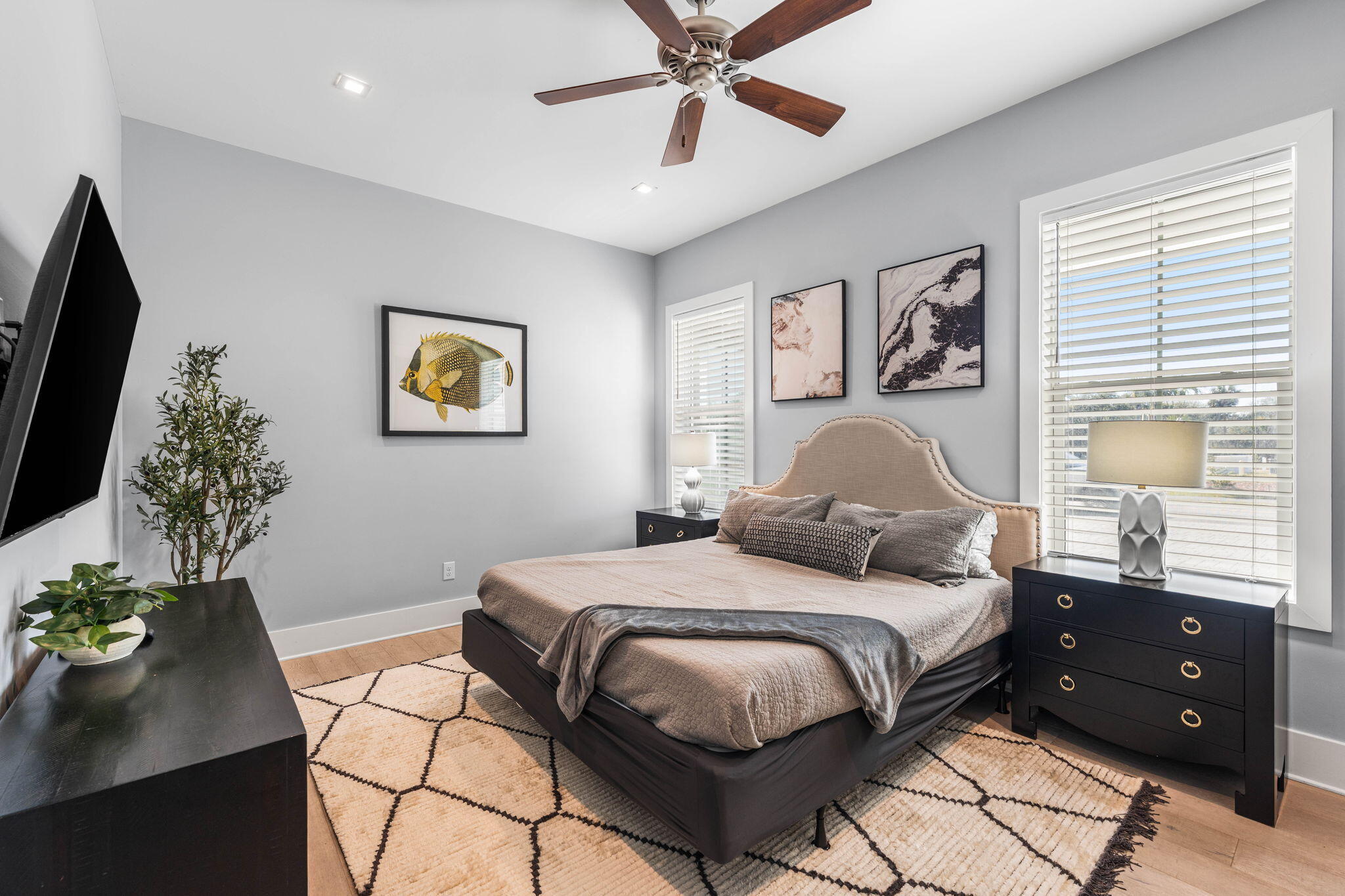 393 County Hwy - Residential