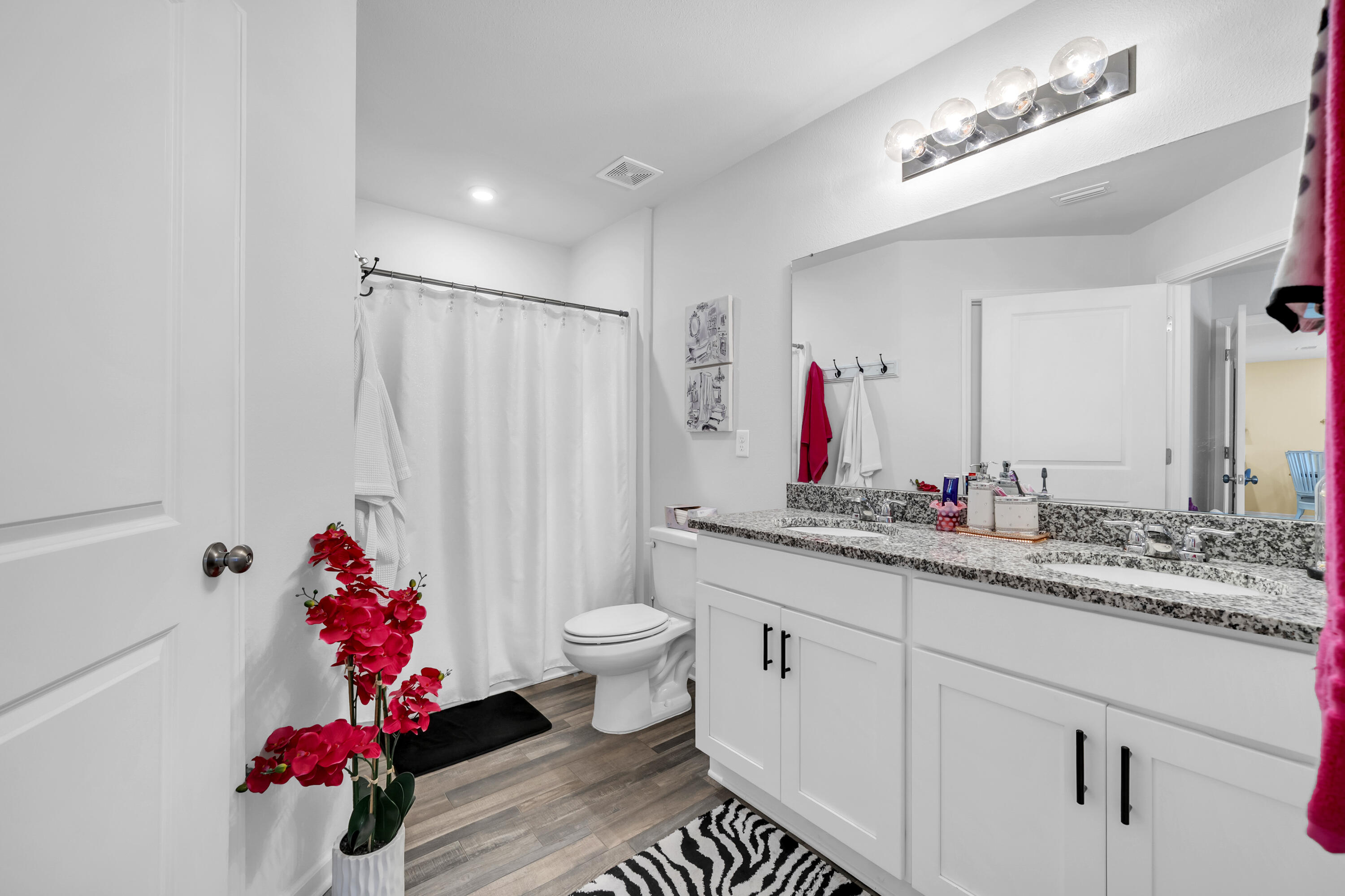 PINEHURST ESTATES - Residential