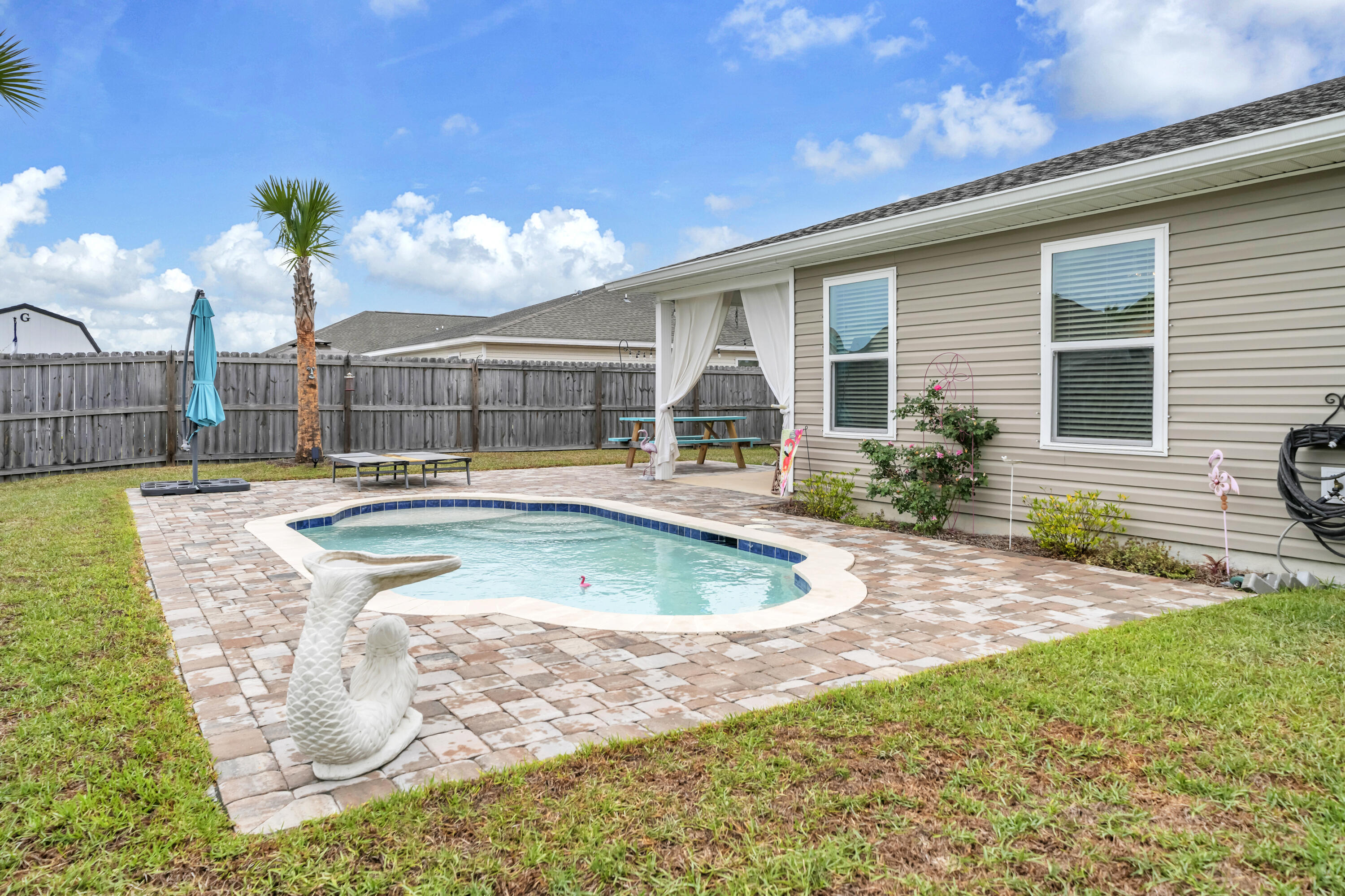 PINEHURST ESTATES - Residential