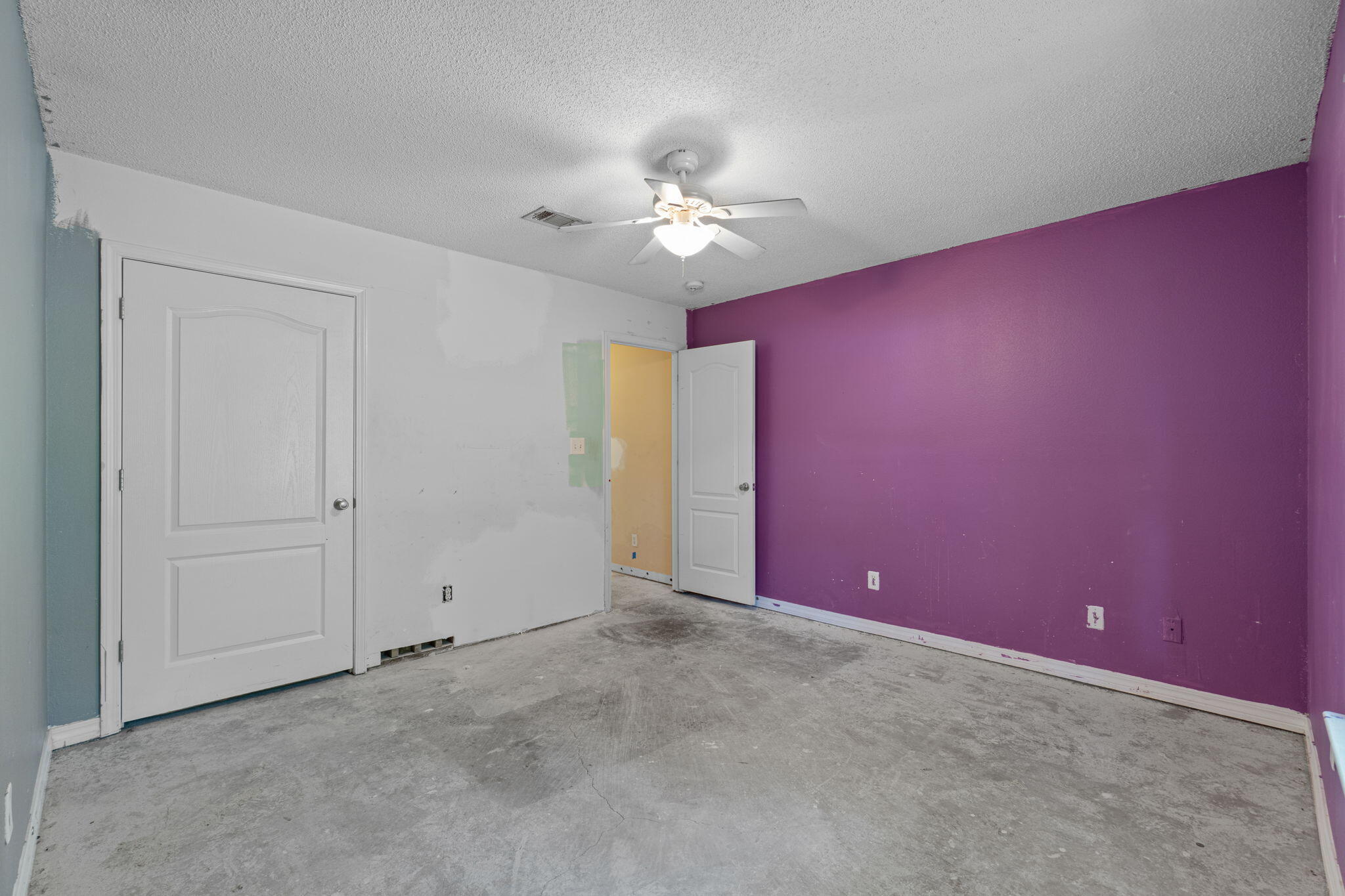 Bay Oaks Estate - Residential