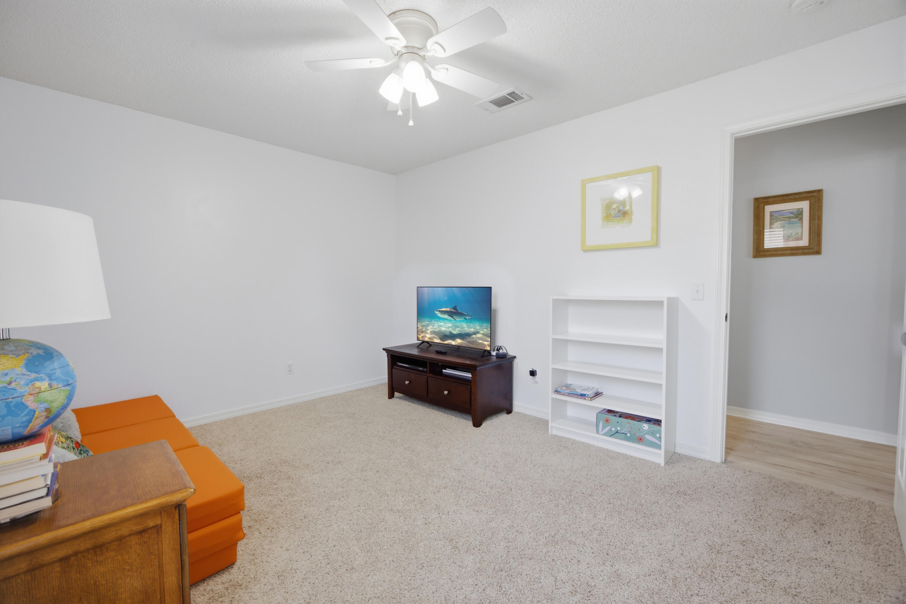 HOLLEY BY THE SEA - Residential