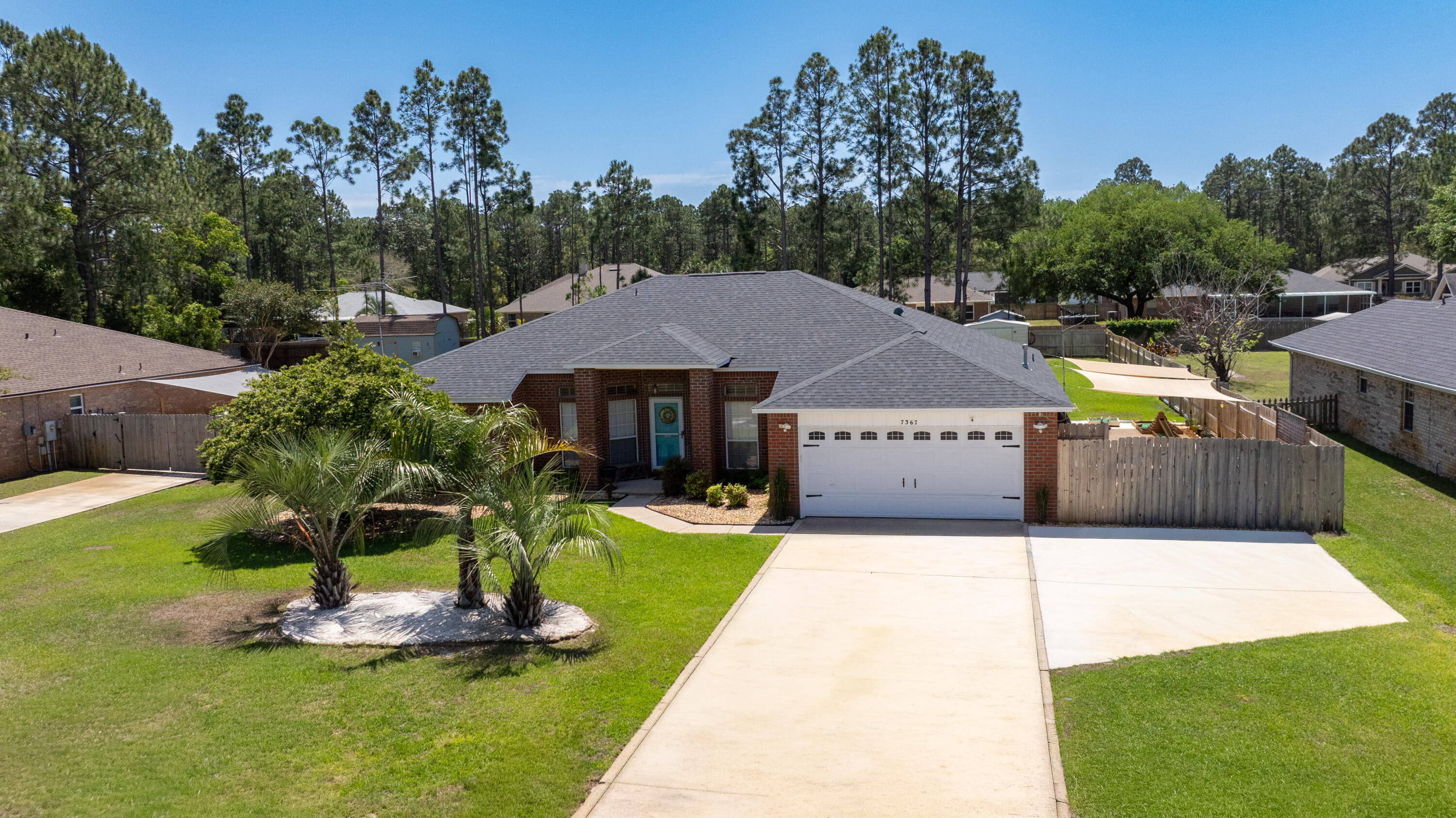 HOLLEY BY THE SEA - Residential