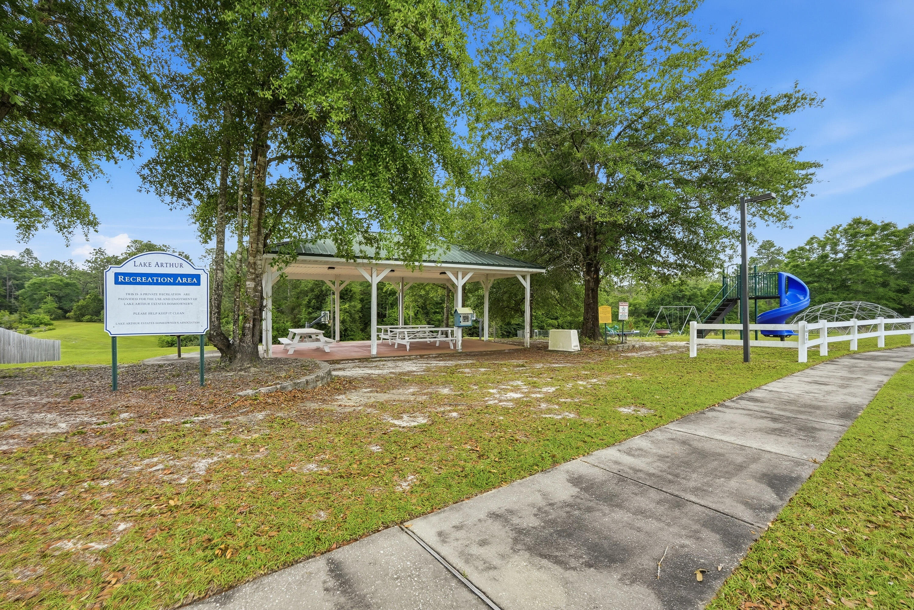 LAKE ARTHUR EST PH I - Residential