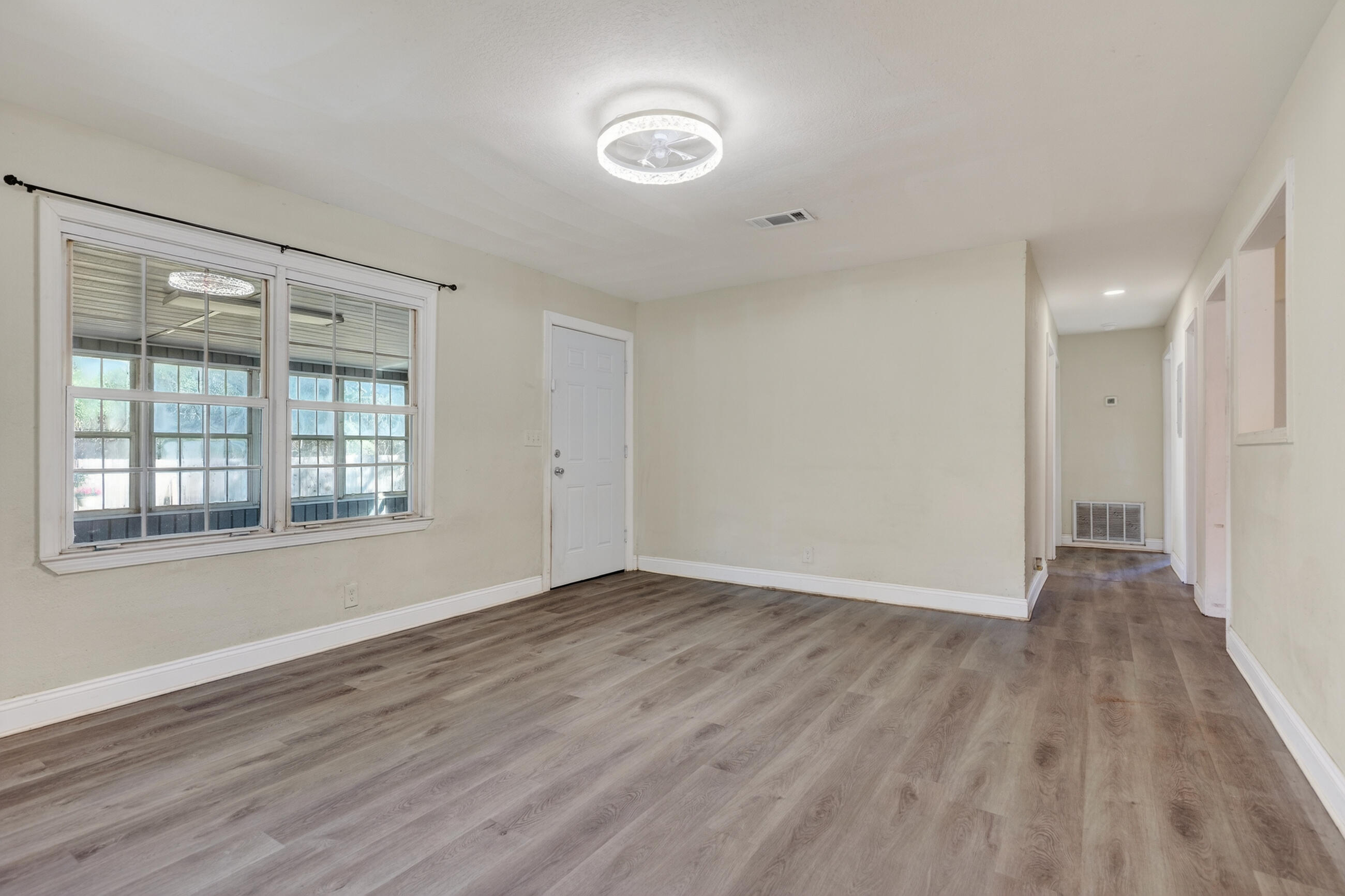 NO RECORDED SUBDIVISION - Residential