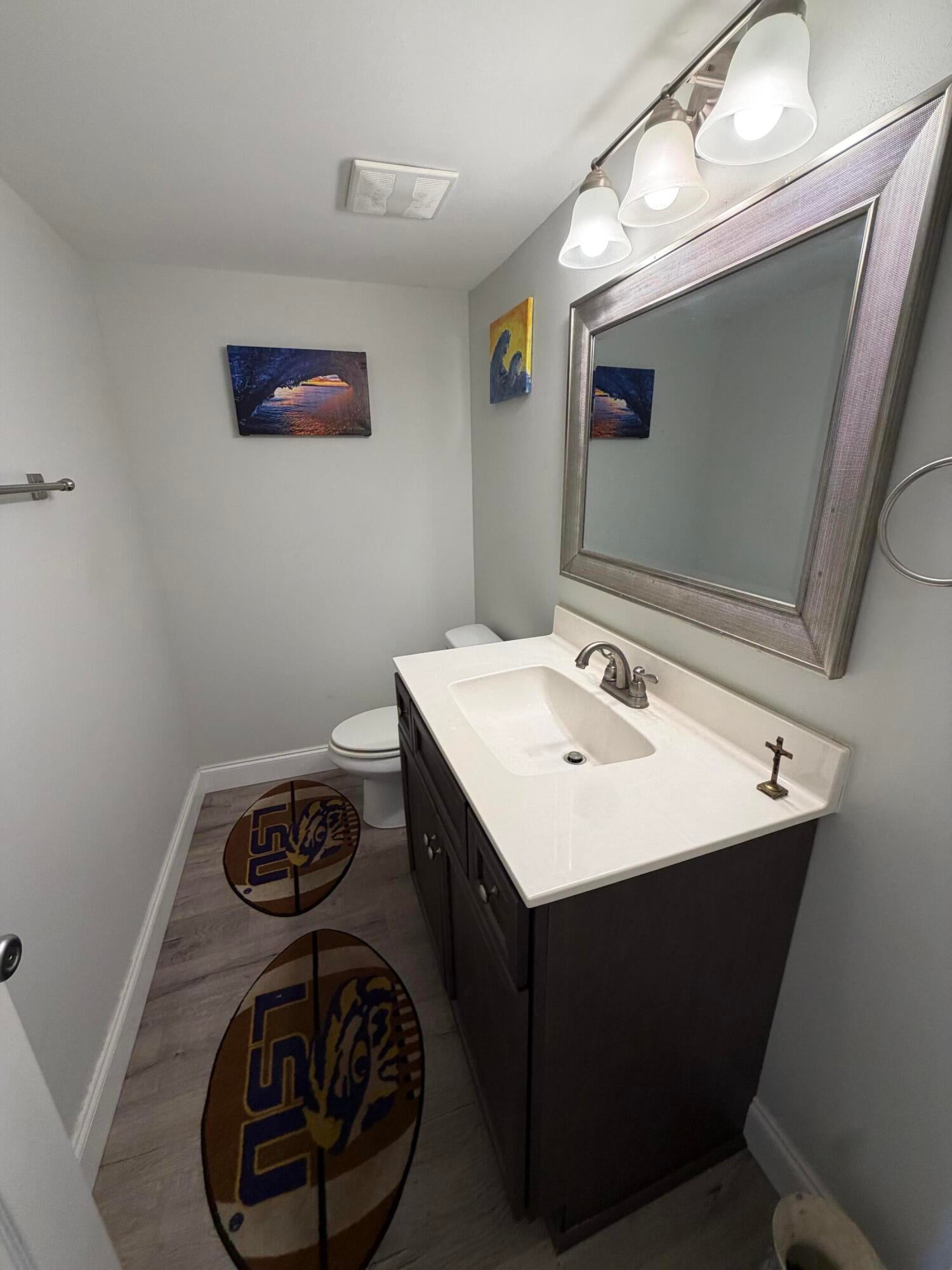 216 Angler Avenue