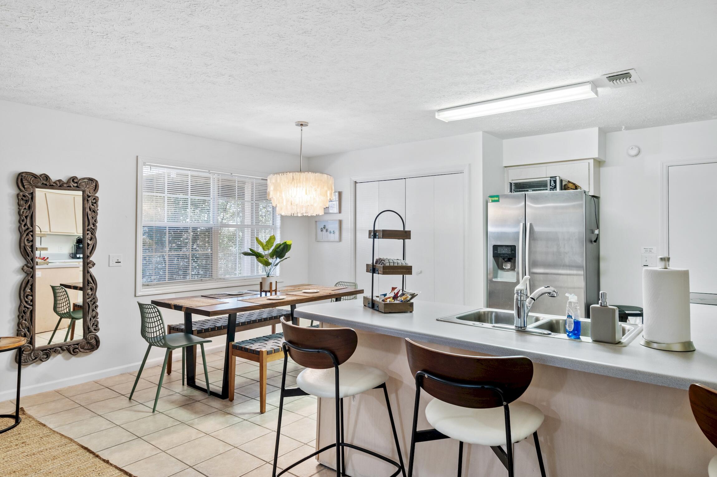 RIVIERA BEACH - Residential