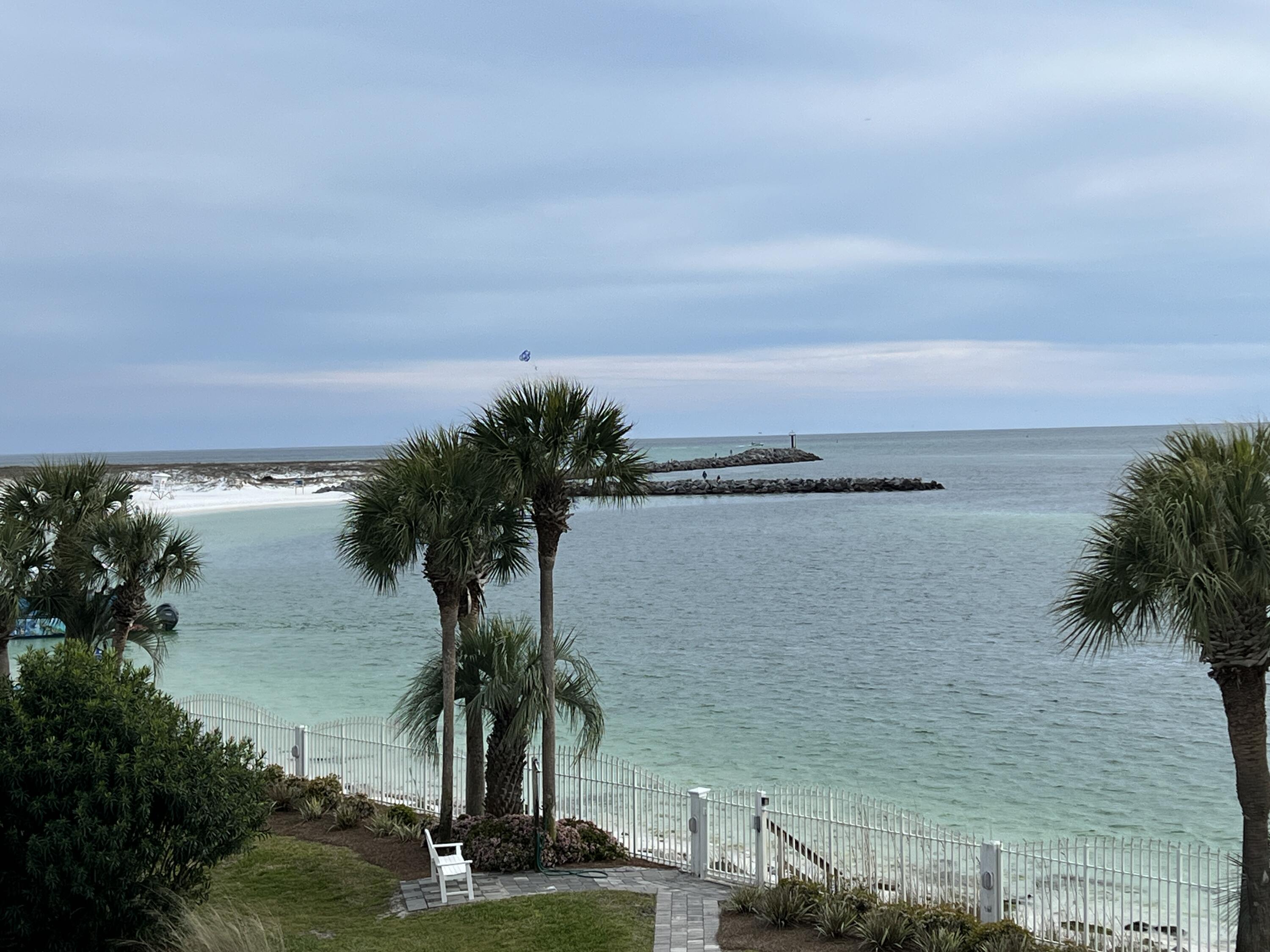 THE ULTIMATE CONDO - Residential