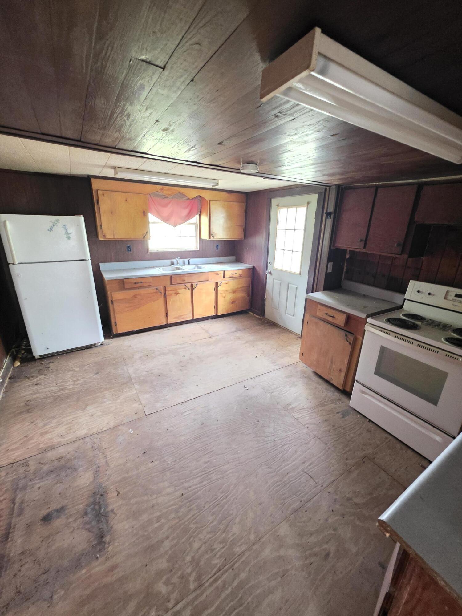 NONESUCH WAY - Residential