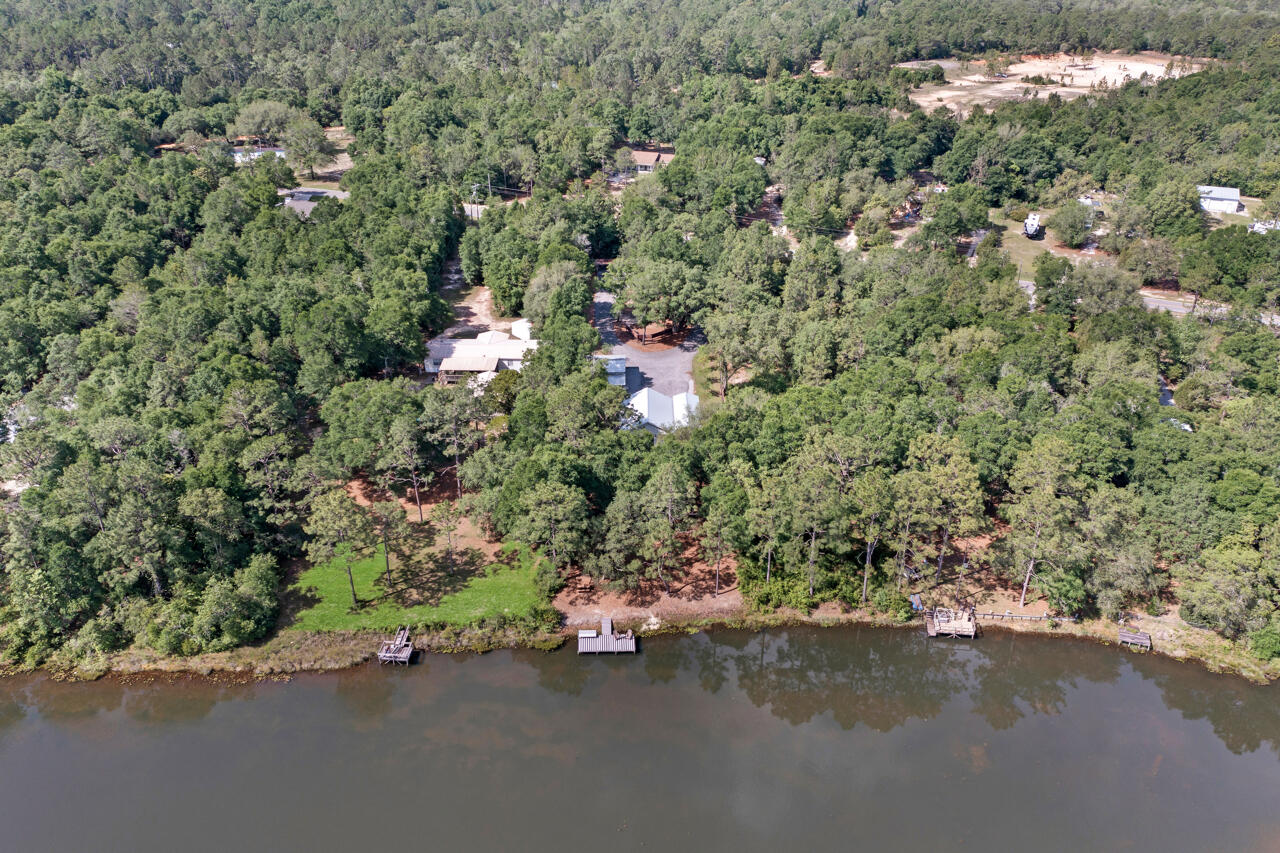 IMPERIAL LAKES - Residential