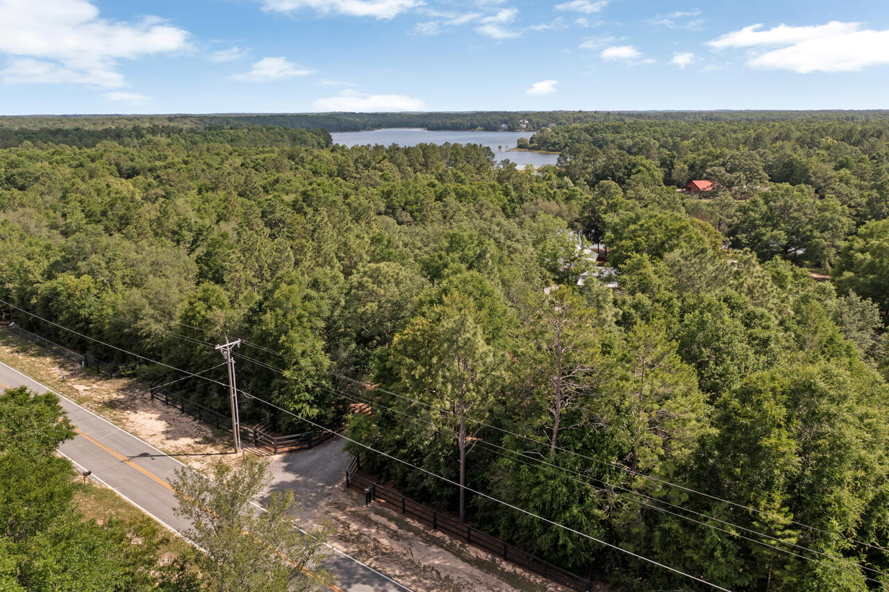 IMPERIAL LAKES - Residential