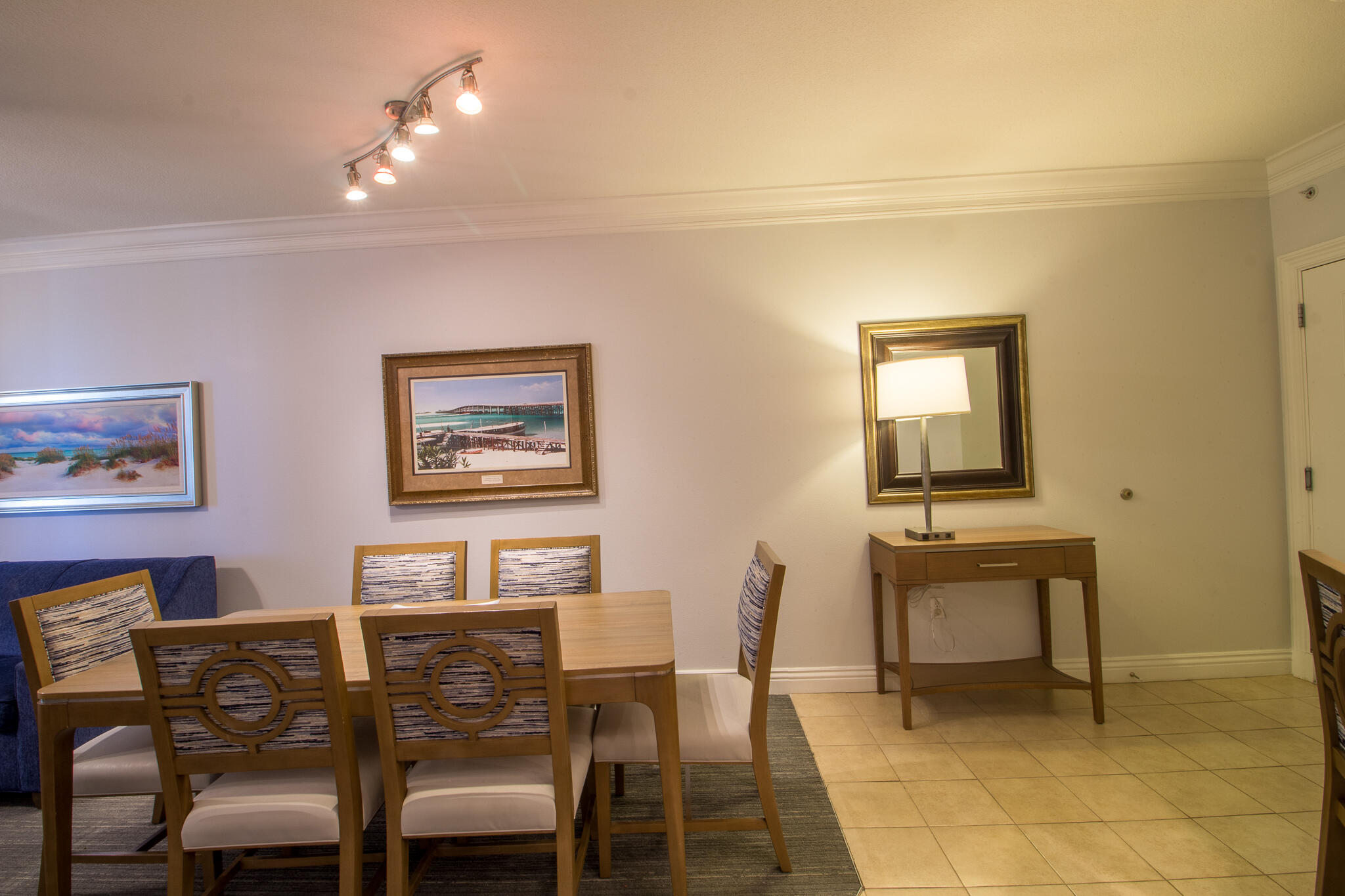 EMERALD GRANDE - Residential