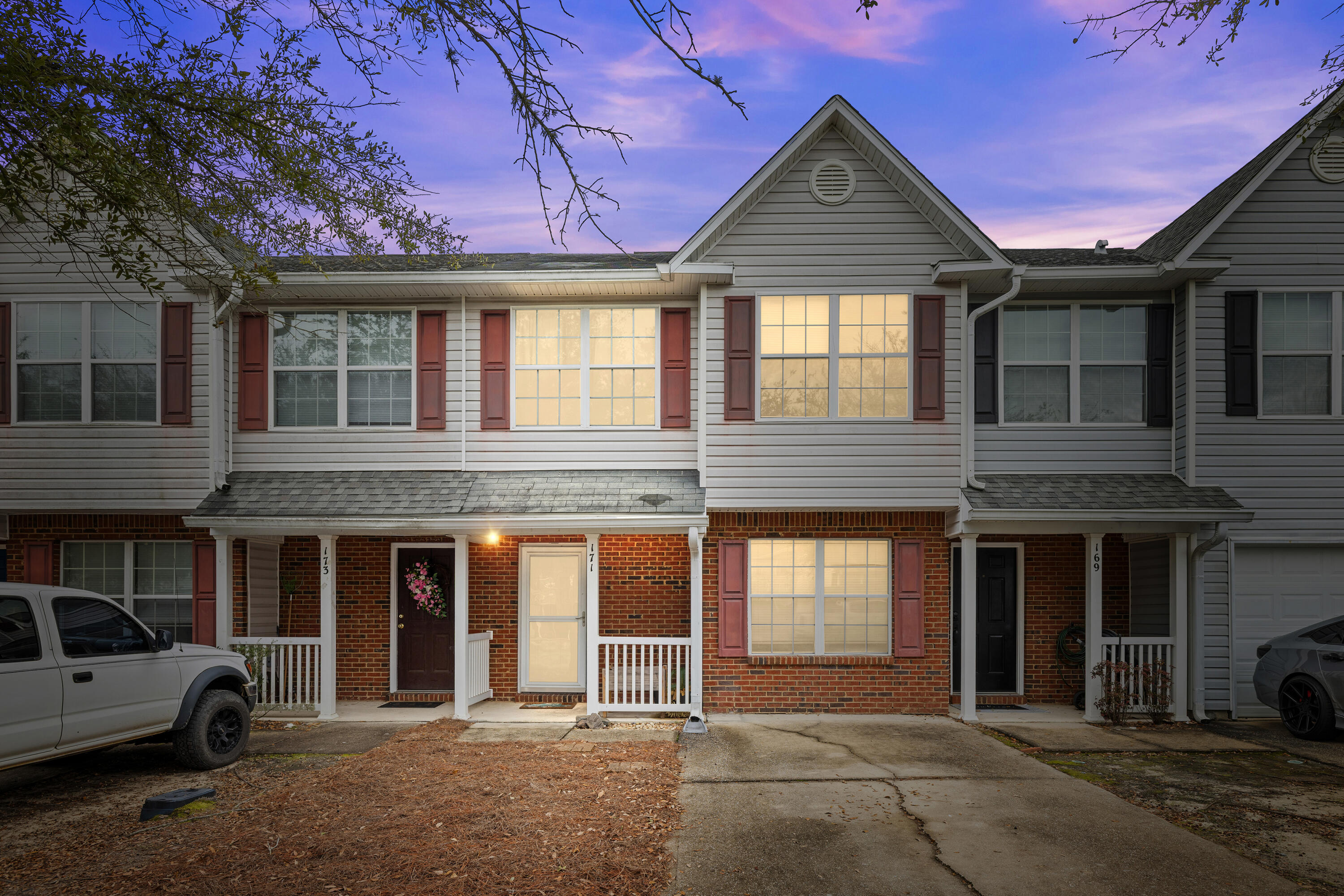 ROLLING PINES - Residential