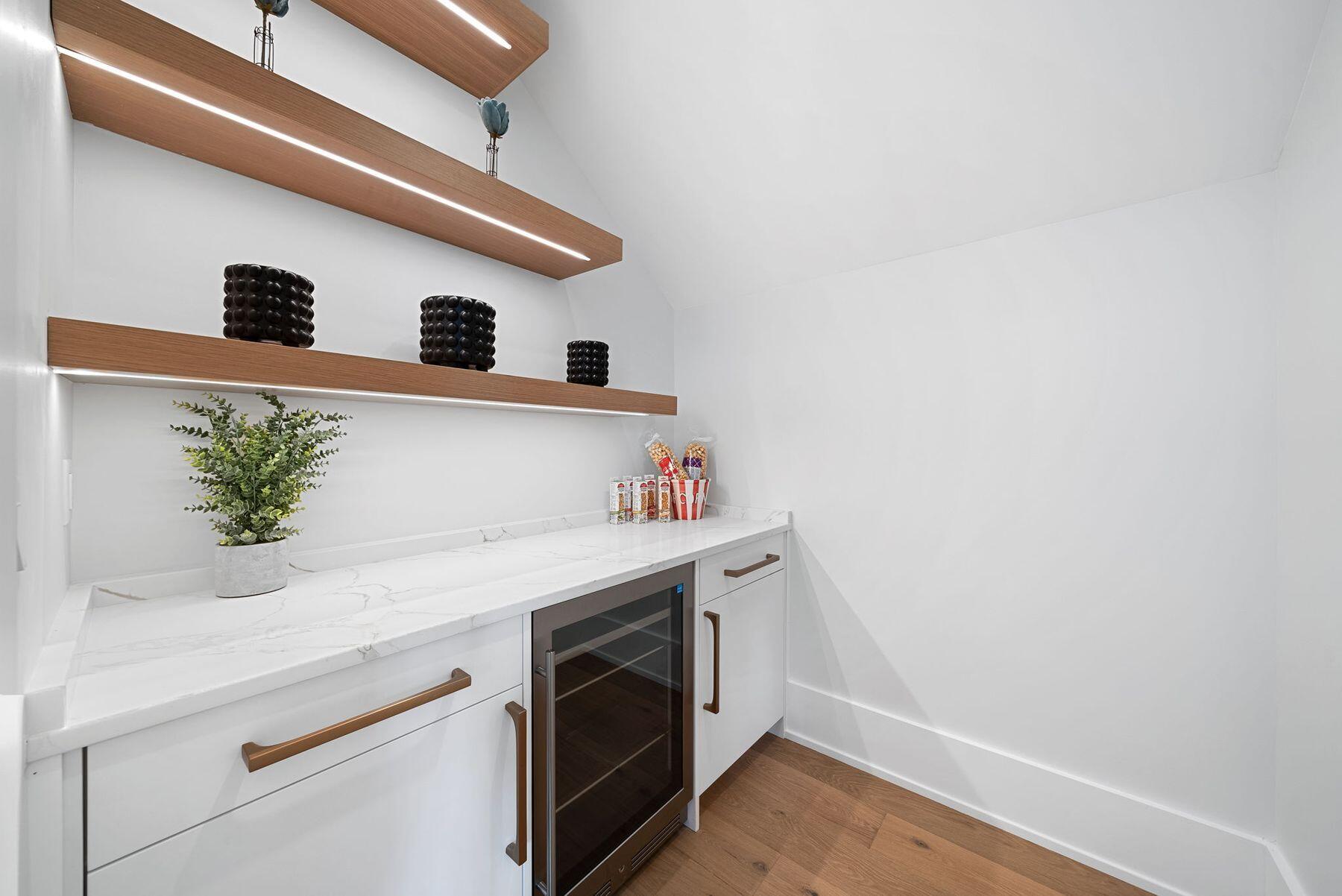 SEAGROVE 2ND ADDN - Residential