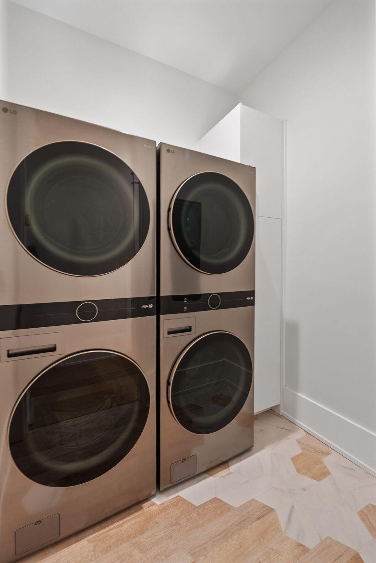 SEAGROVE 2ND ADDN - Residential