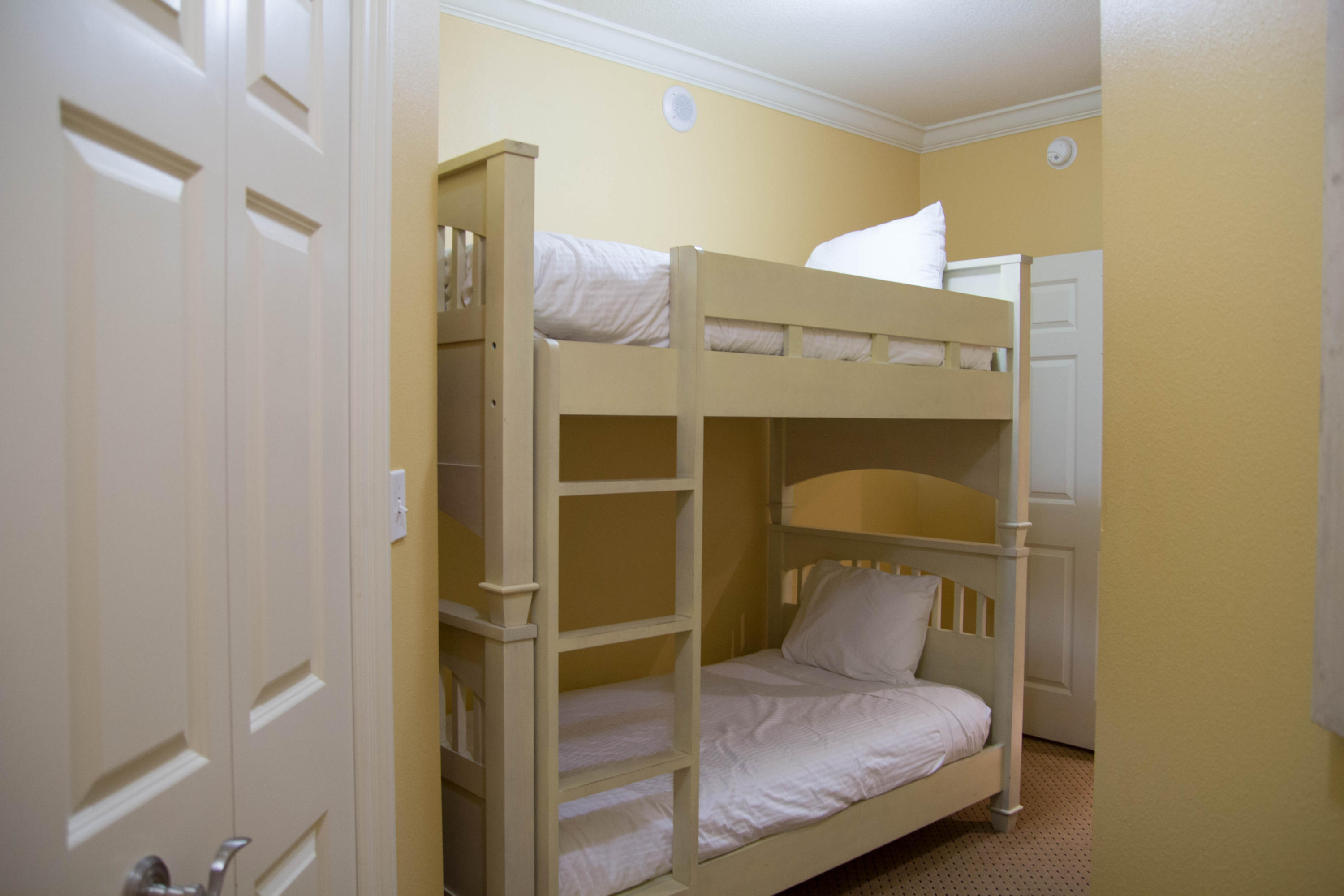 EMERALD GRANDE - Residential