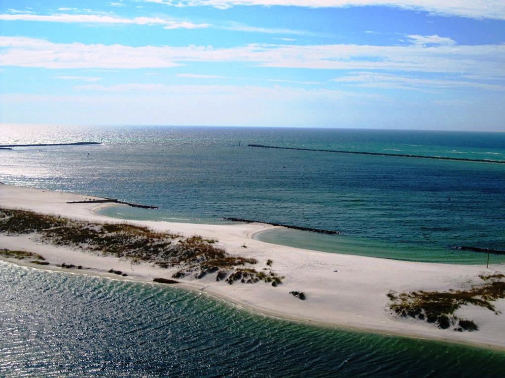 EMERALD GRANDE - Residential