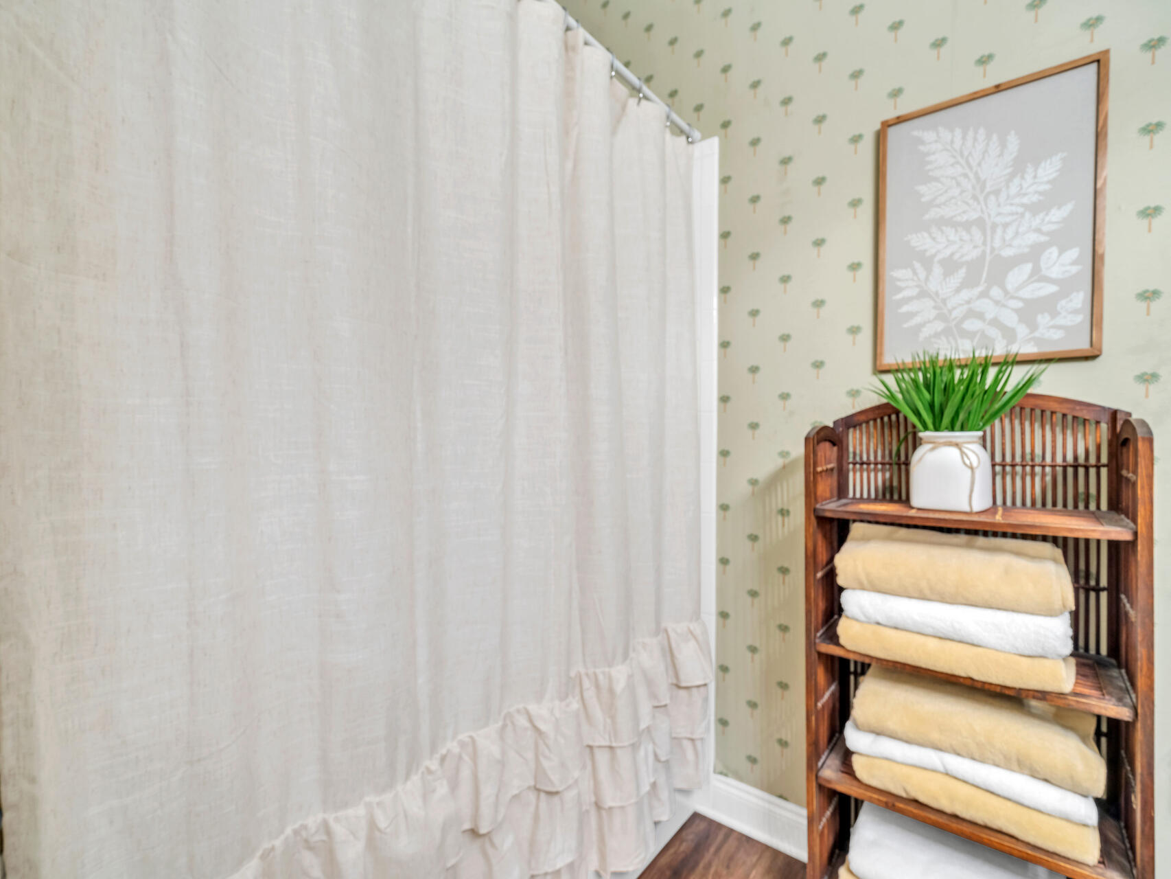 CRYSTAL BEACH COTTAGES PH 2 - Residential