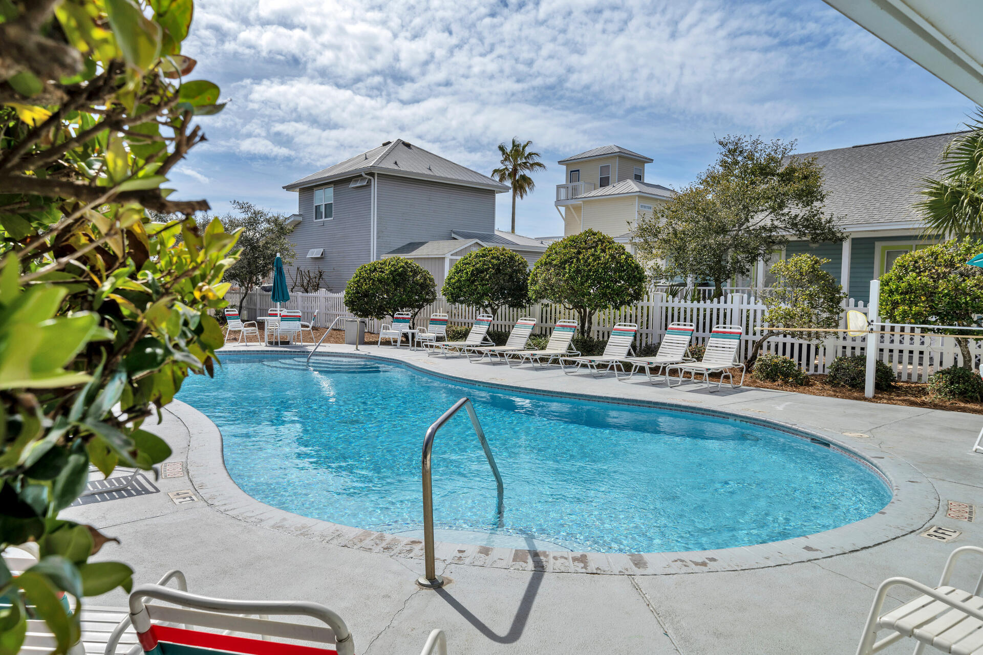 CRYSTAL BEACH COTTAGES PH 2 - Residential