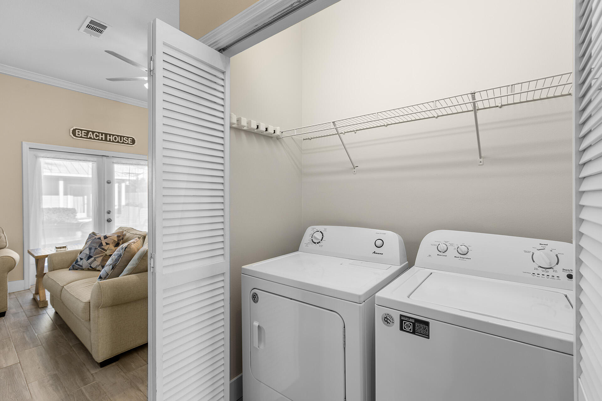 CRYSTAL BEACH - Residential