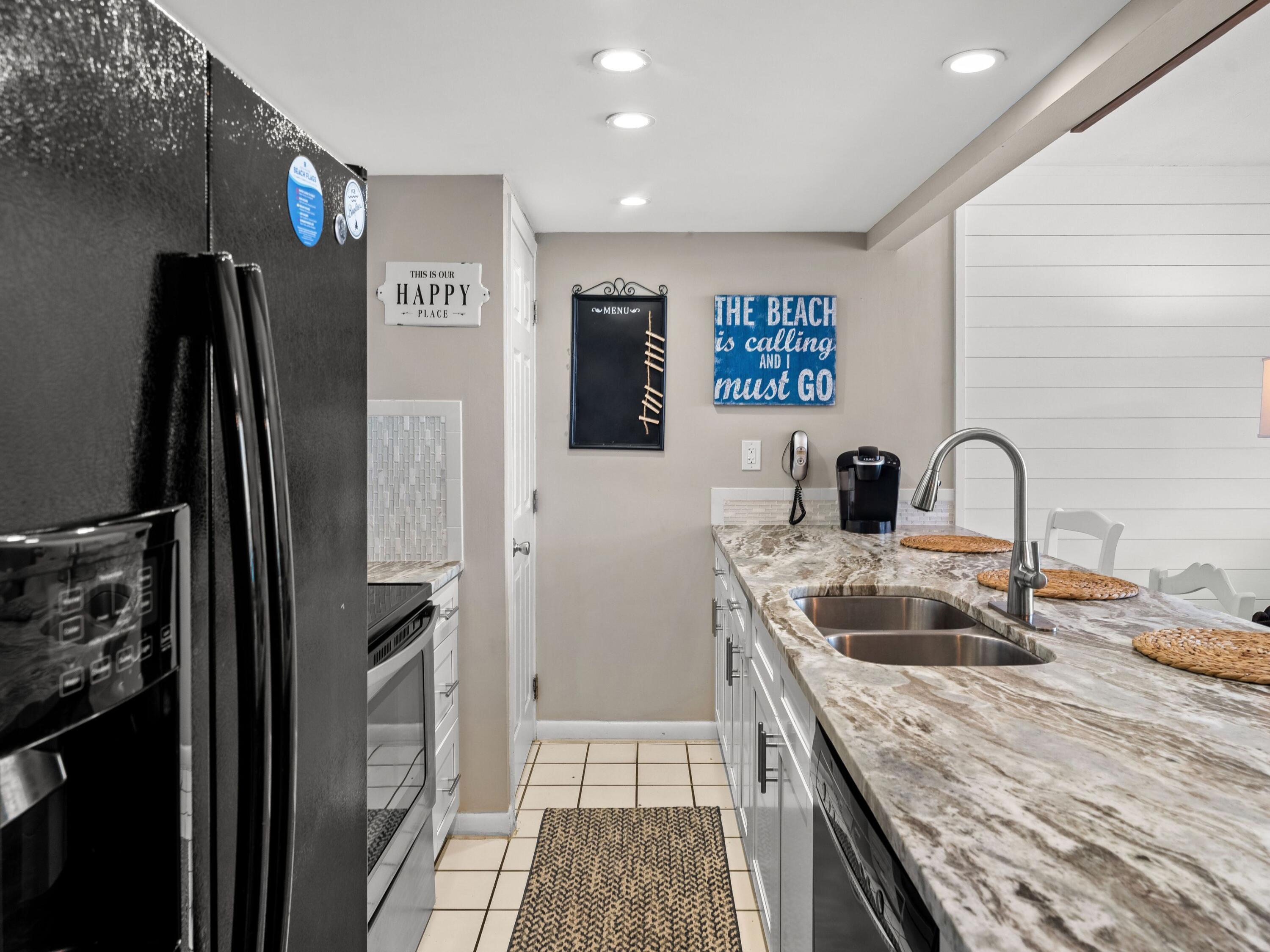 EDGEWATER TOWER 1A CONDO - Residential