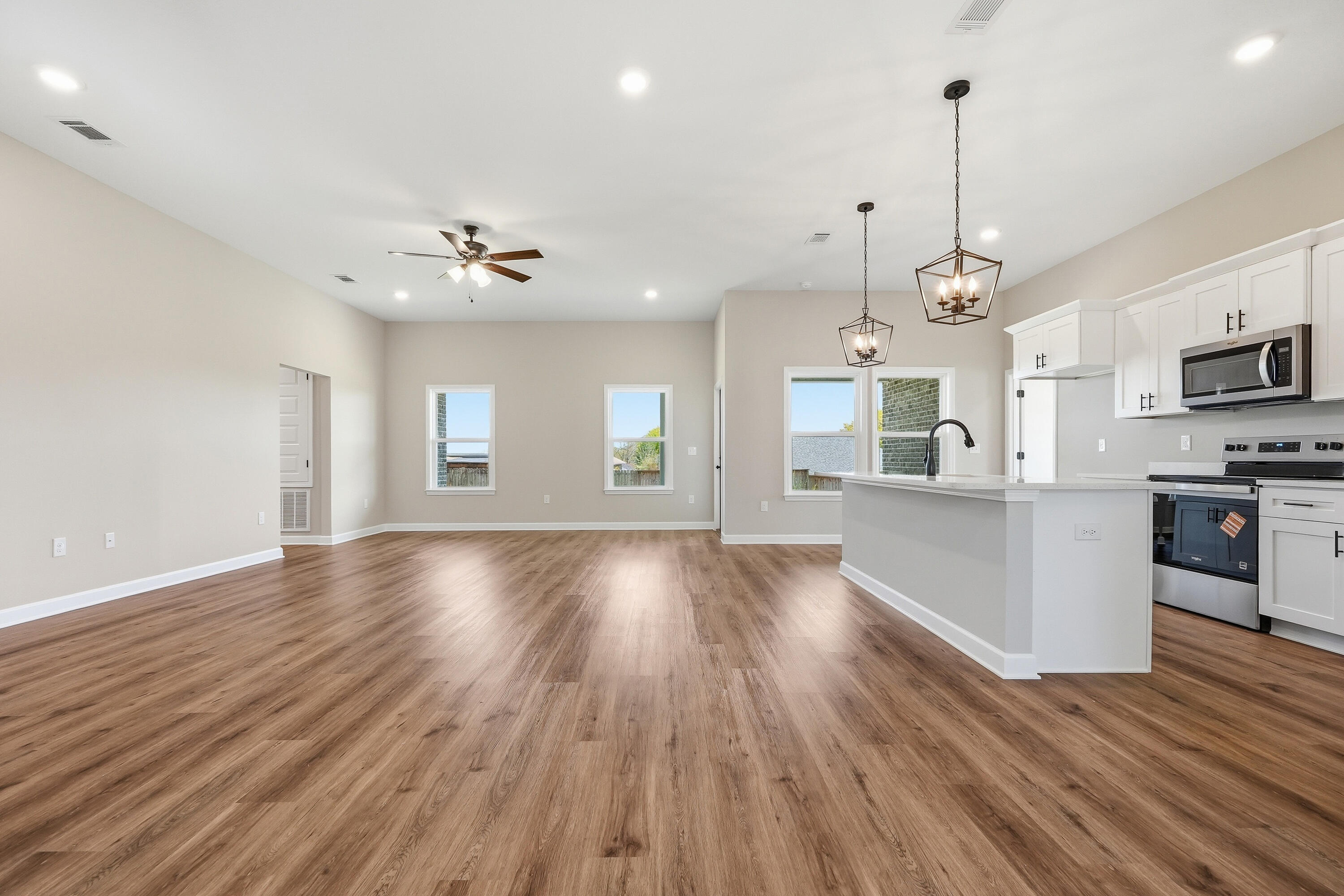 2807 Blackbird Court