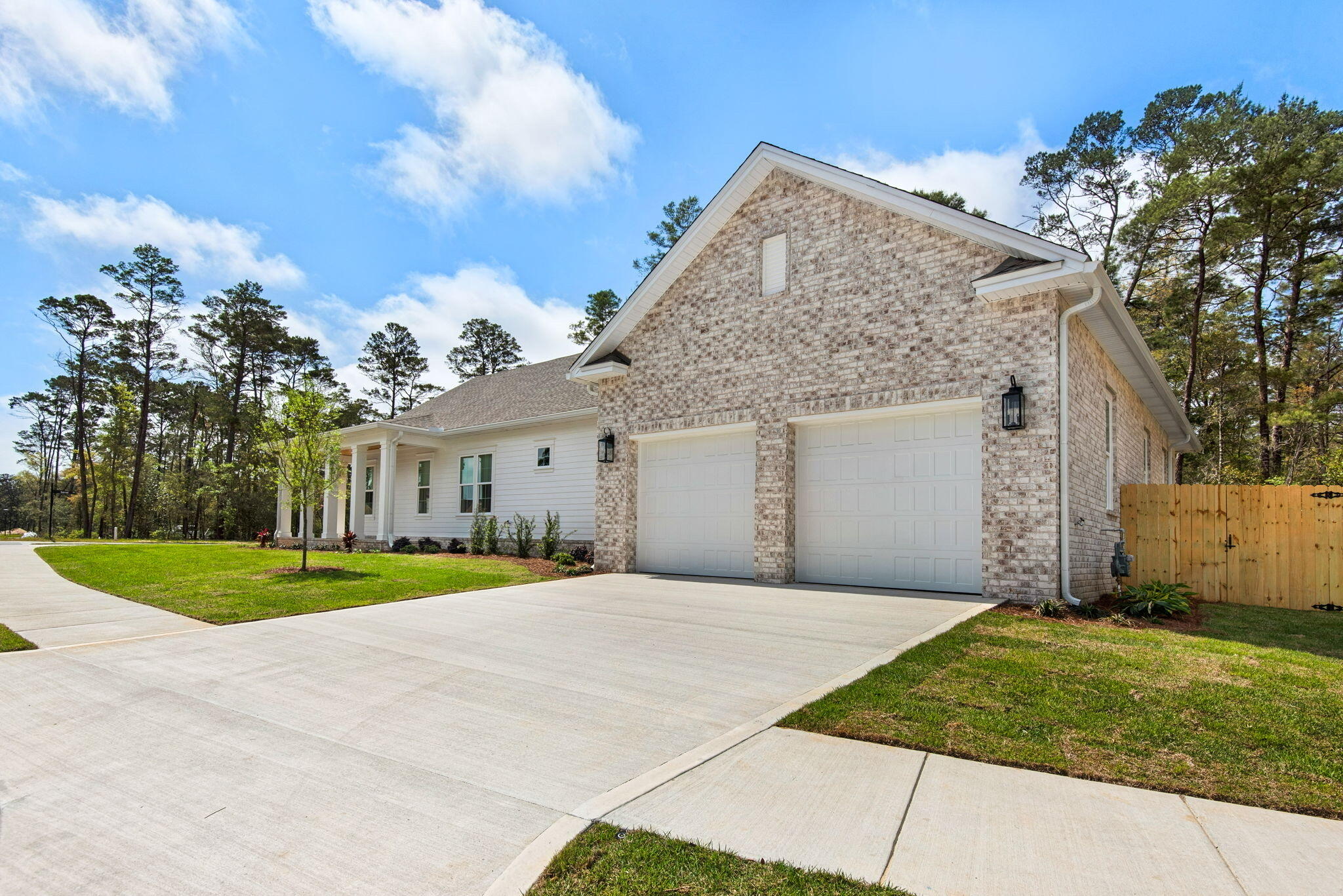 Deer Moss Creek - Residential