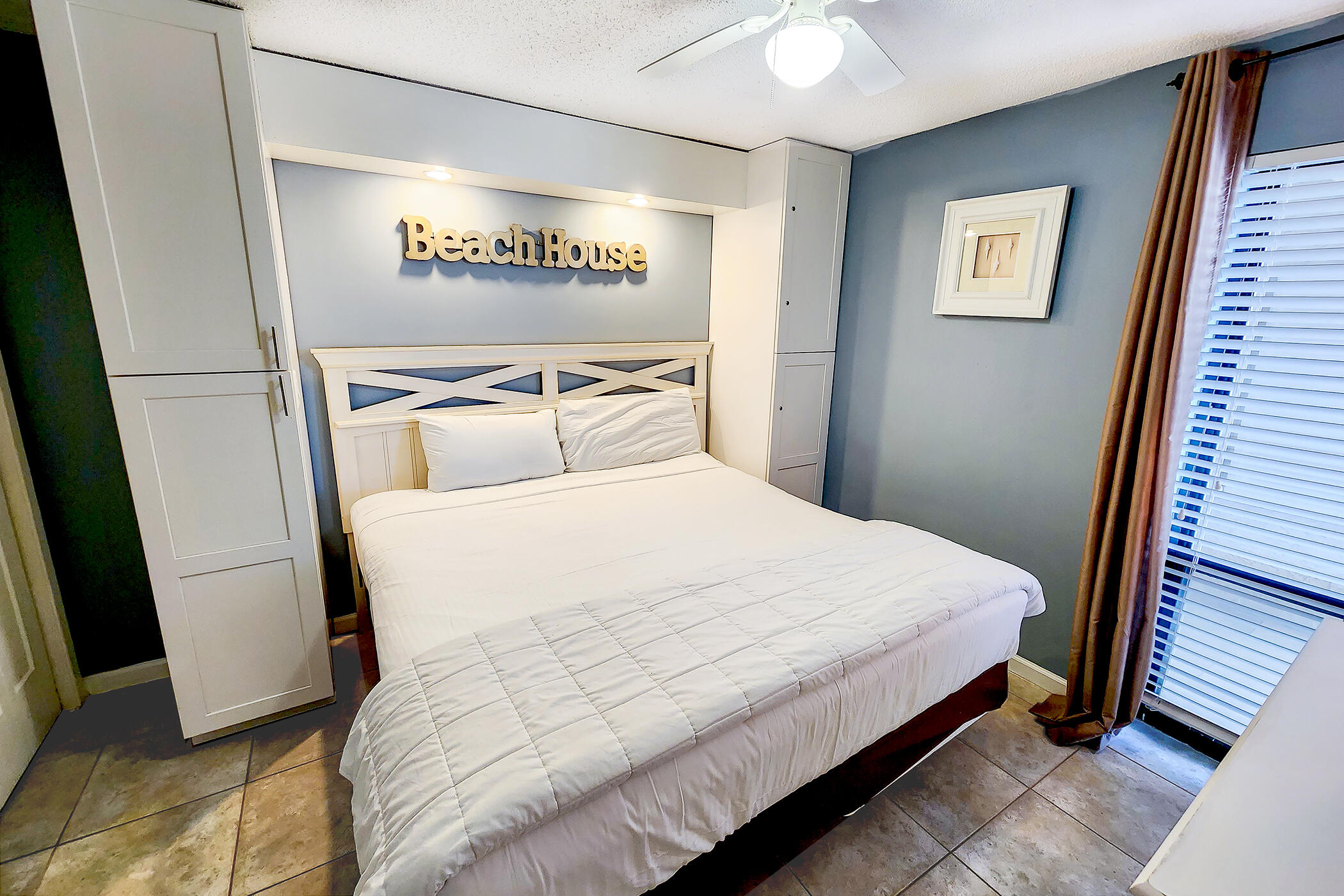 EDGEWATER - Residential