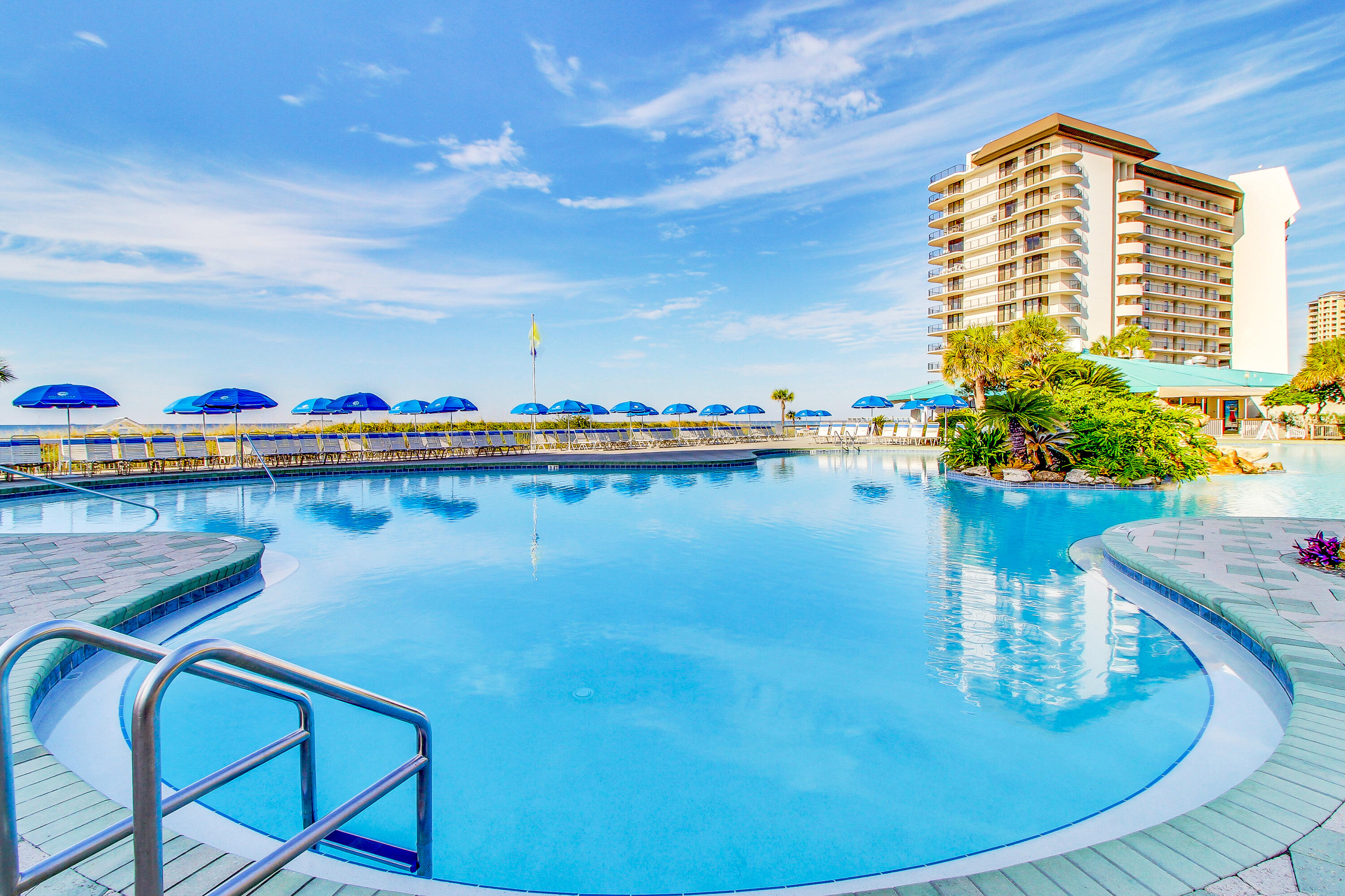 EDGEWATER - Residential